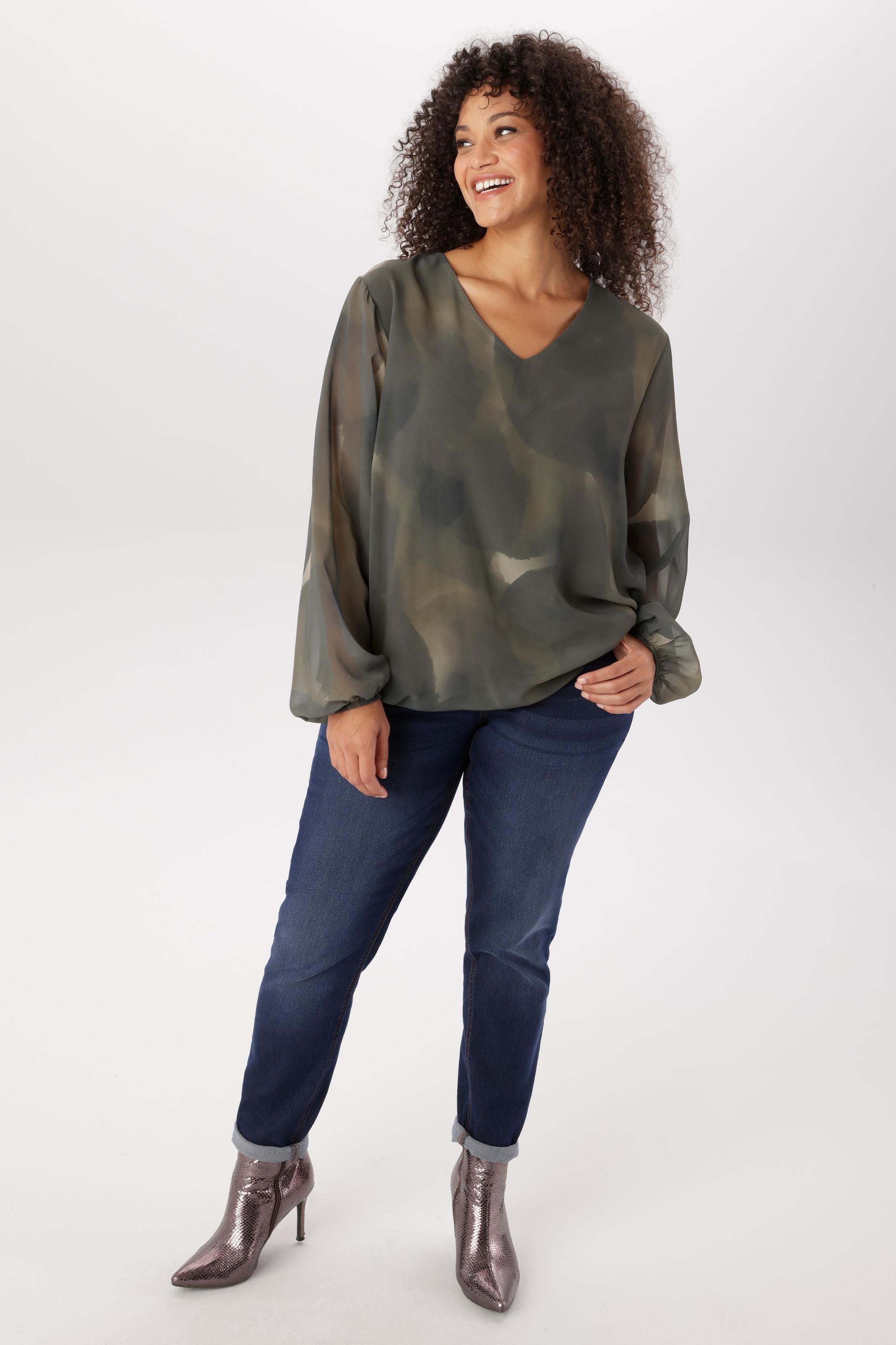 Aniston PLUS Blouse à enfiler en motif camouflage - NOUVELLE COLLECTION