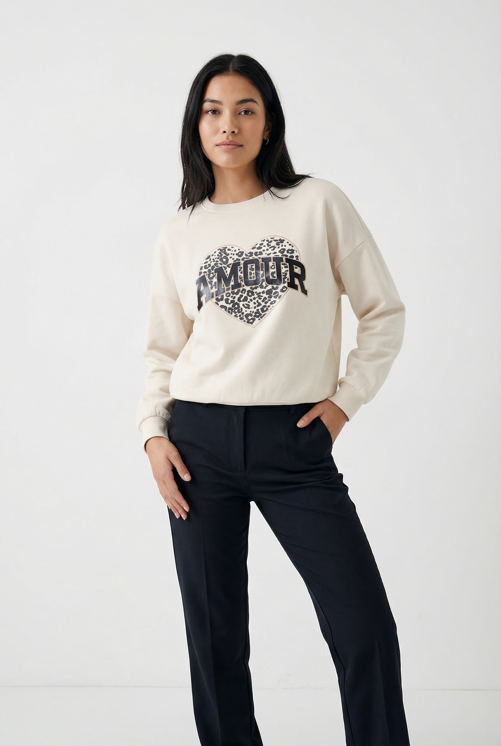 ONLY Sweatshirt »ONLLAUREN L/S LEO O-NECK CC SWT«
