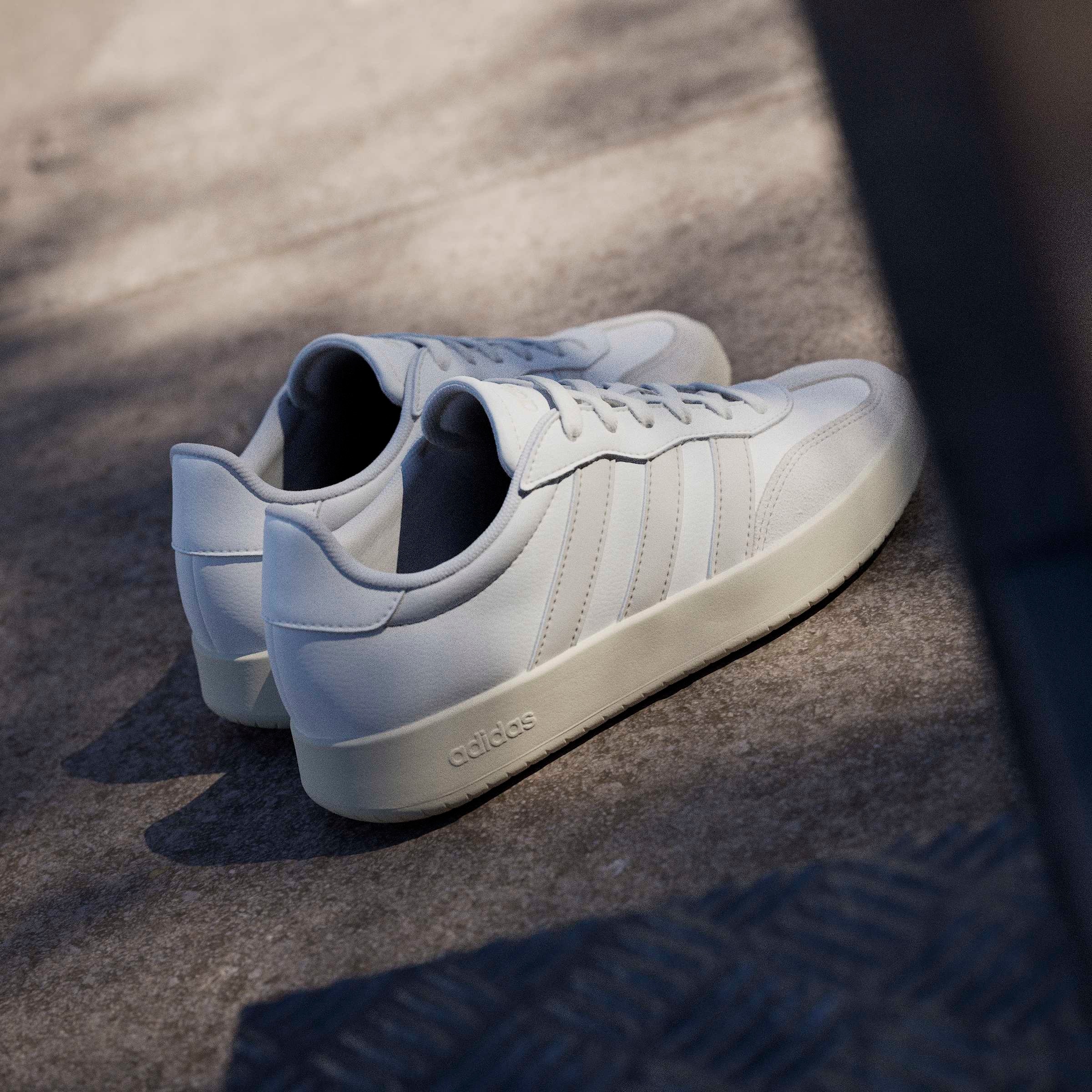adidas Sportswear Sneakers »BARREDA«  inspiré du design de l’adidas handball spezial