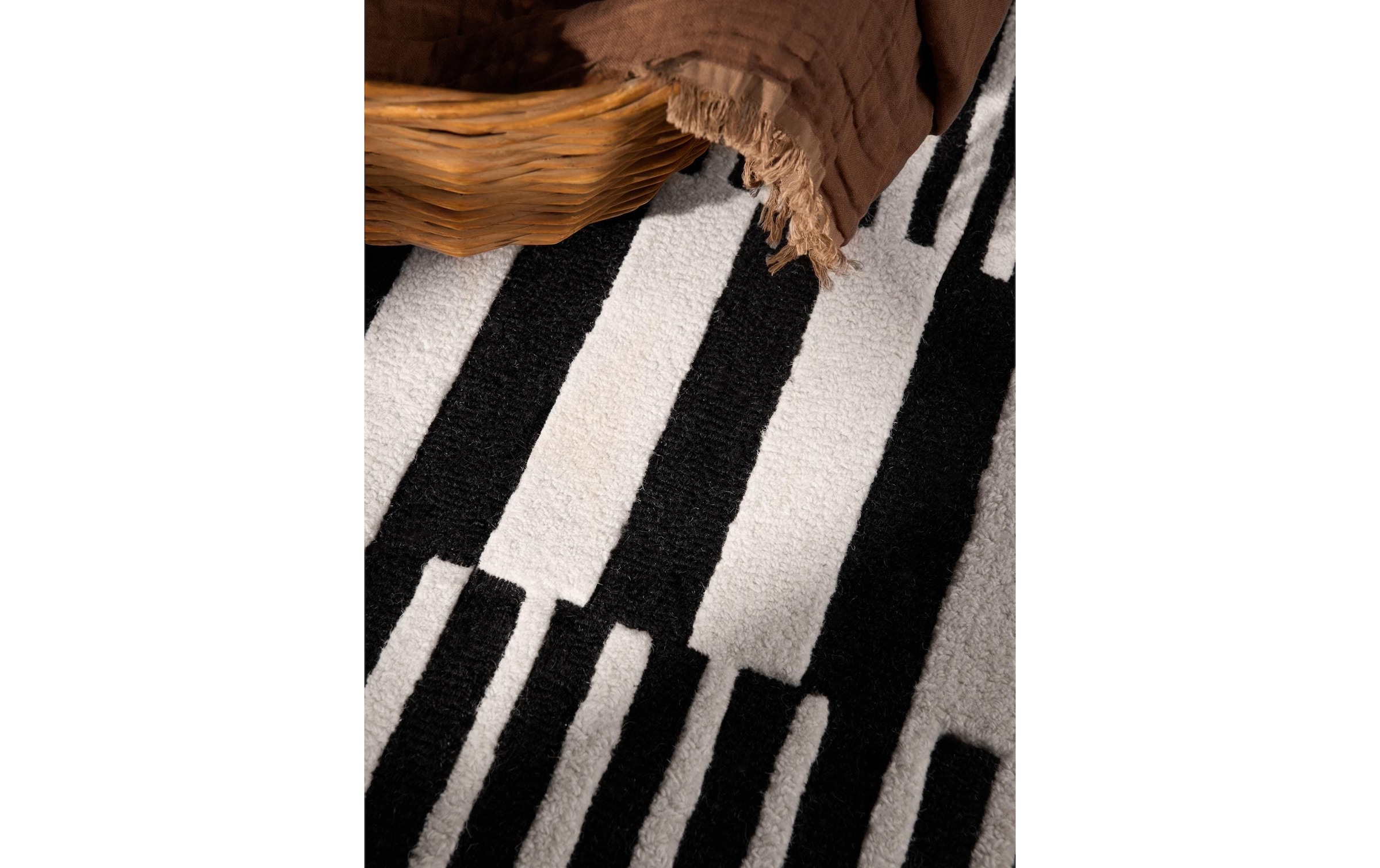 ELLE DECORATION Teppich »Pulse« rechteckig 12 mm Höhe Wolle, Natur, Wohnzimmer, schwarz weiss, Modern, Geometrisch, Streifen