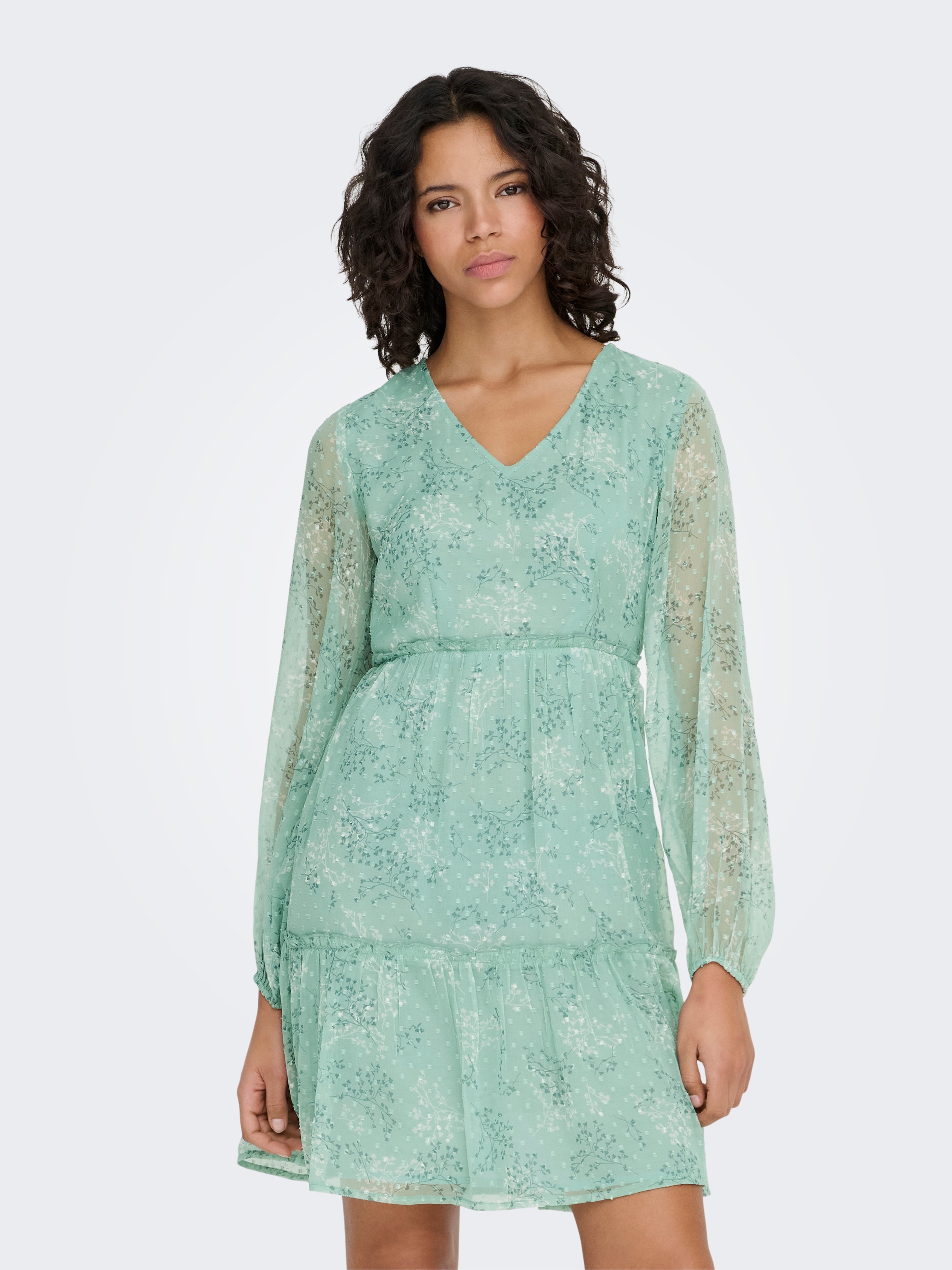 Image of ONLY Chiffonkleid "ONLTESSA-CERA ELIZA L/S DRESS WVN CS" Kunstfaser, regular fit, V-Ausschnitt