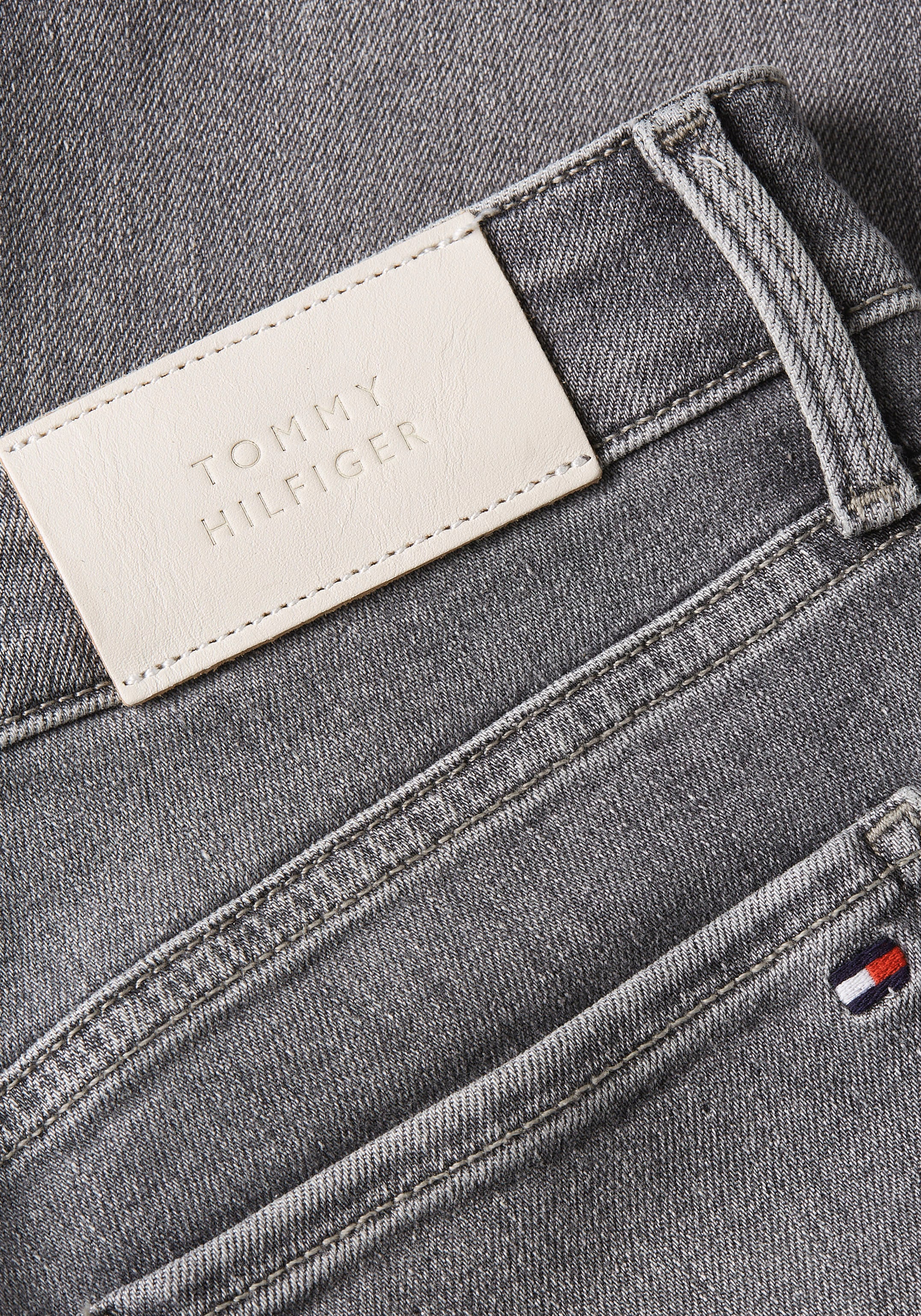 Tommy Hilfiger Skinny-fit-Jeans »TH FLEX COMO SKINNY RW GYA«, (TH FLEX COMO SKINNY RW), mit Tommy Hilfiger Logo-Badge