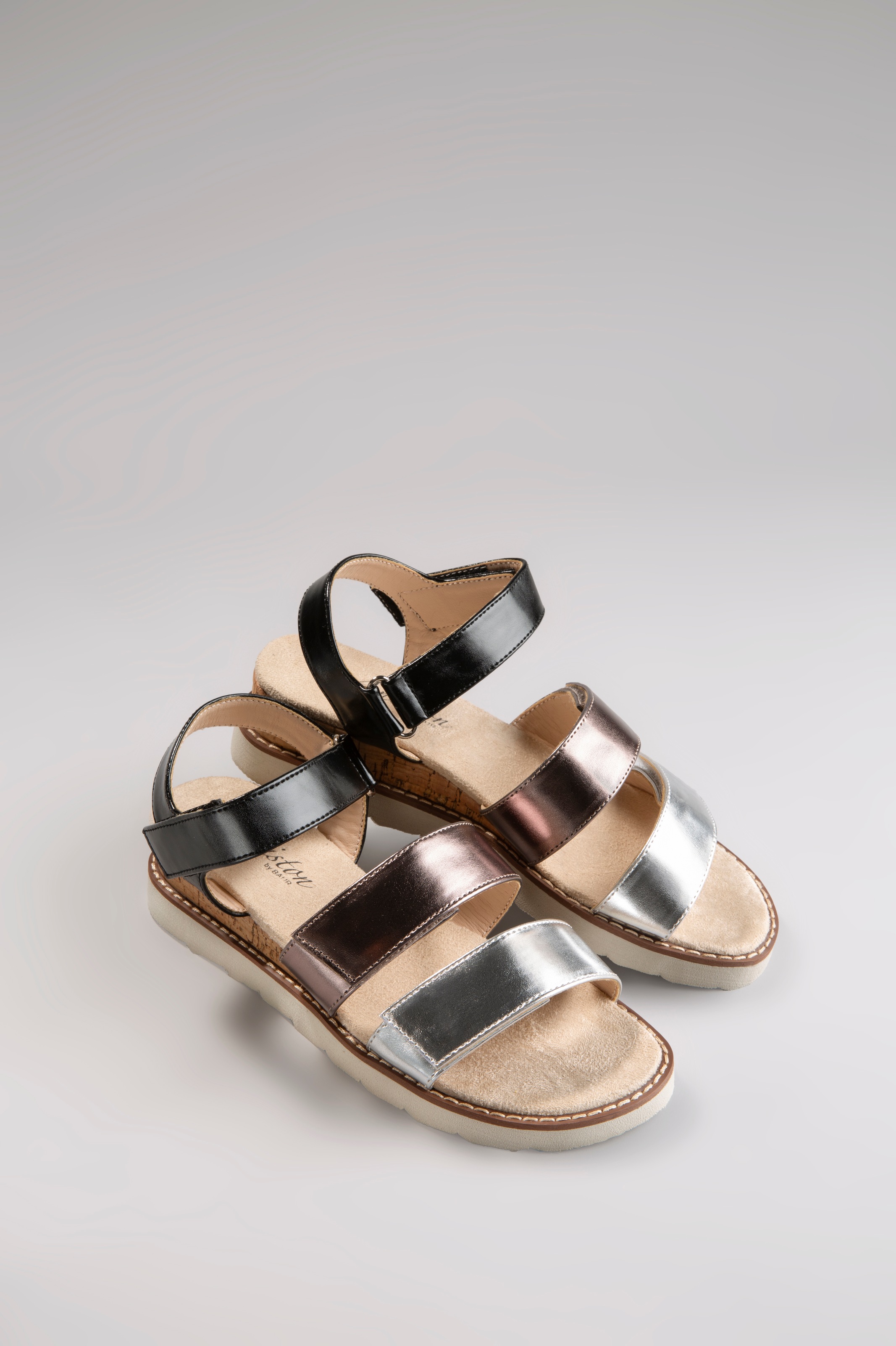 Image of Aniston SHOES Keilsandalette Sandale, Sommerschuh, Klettschuh, Metallic-Optik