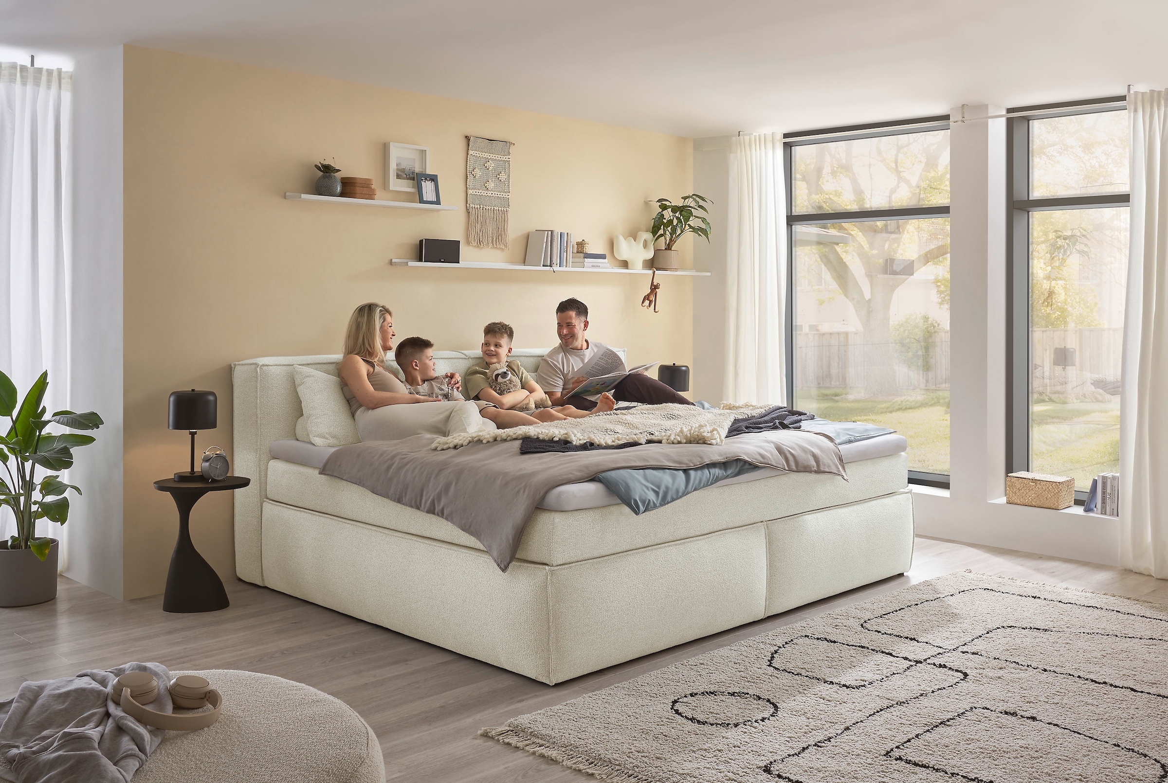 ED EXCITING DESIGN Lit boxspring »Sandon, Familienbett erhältlich in der Grösse 240x200cm« in verschiedenen Farben erhältlich