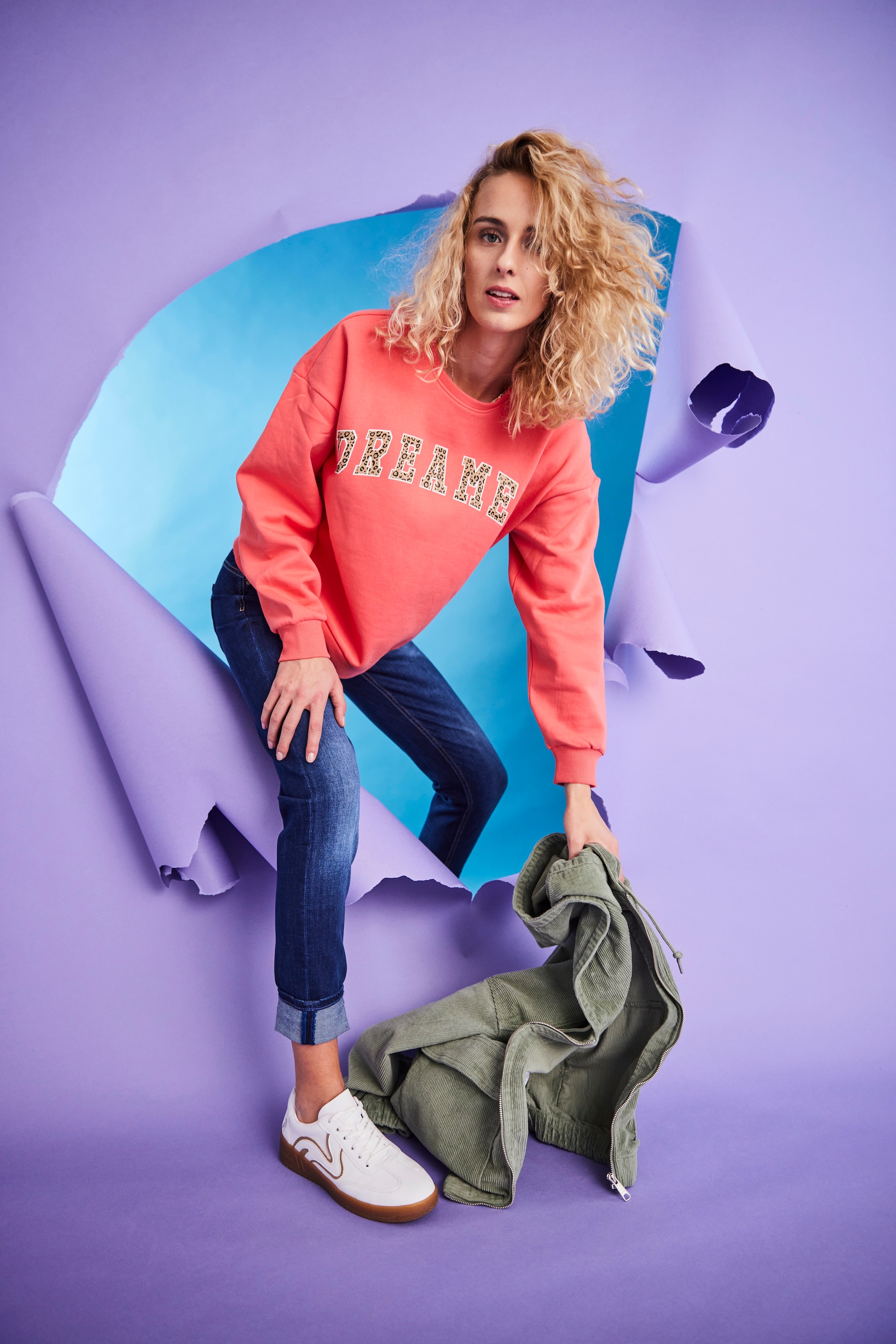 ONLY Sweatshirt »ONLJOANA L/S LEO O-NECK CS SWT«