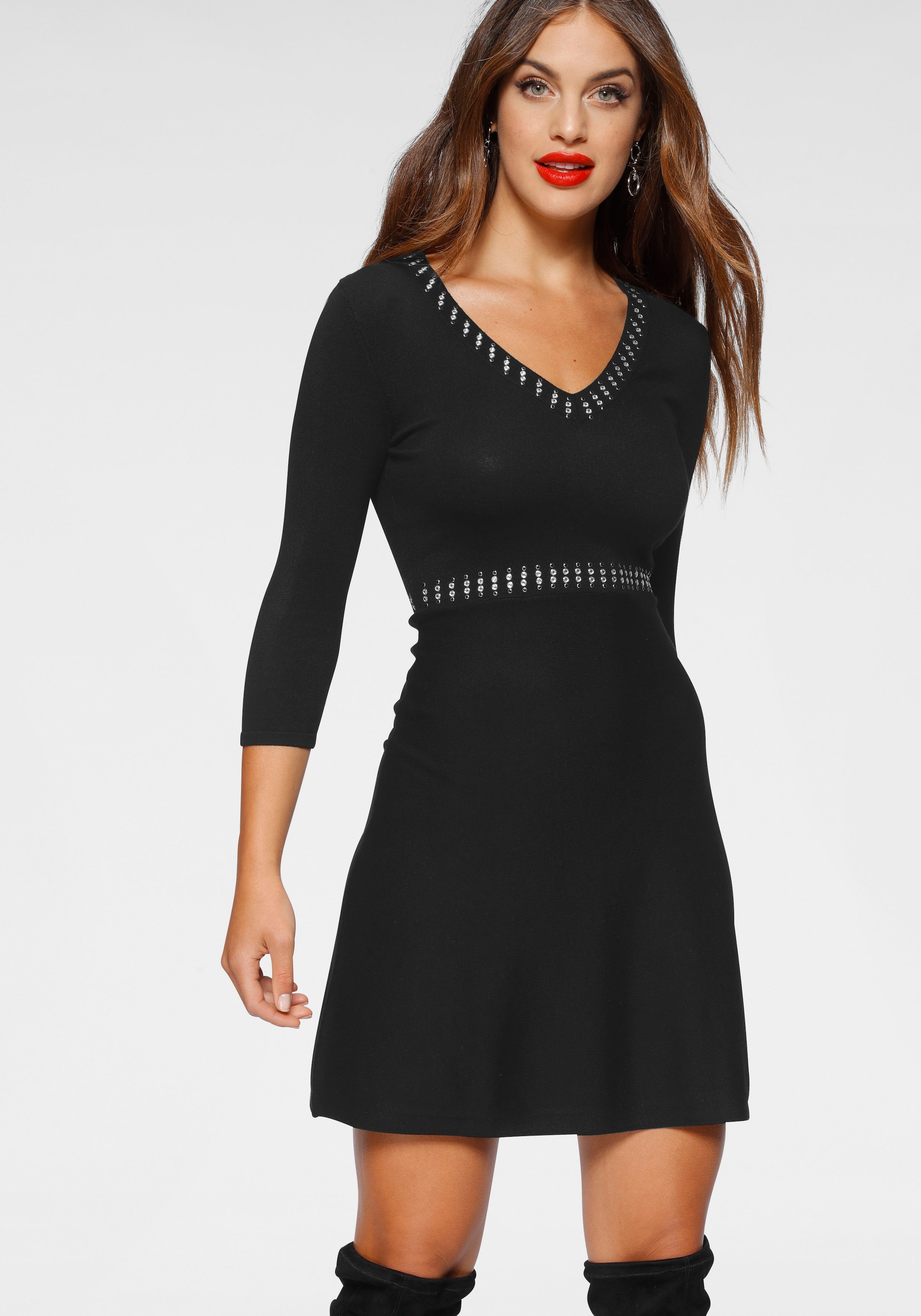 Image of Melrose Strickkleid feminines Mini Kleid mit ausgestelltem Rock und V-Neck