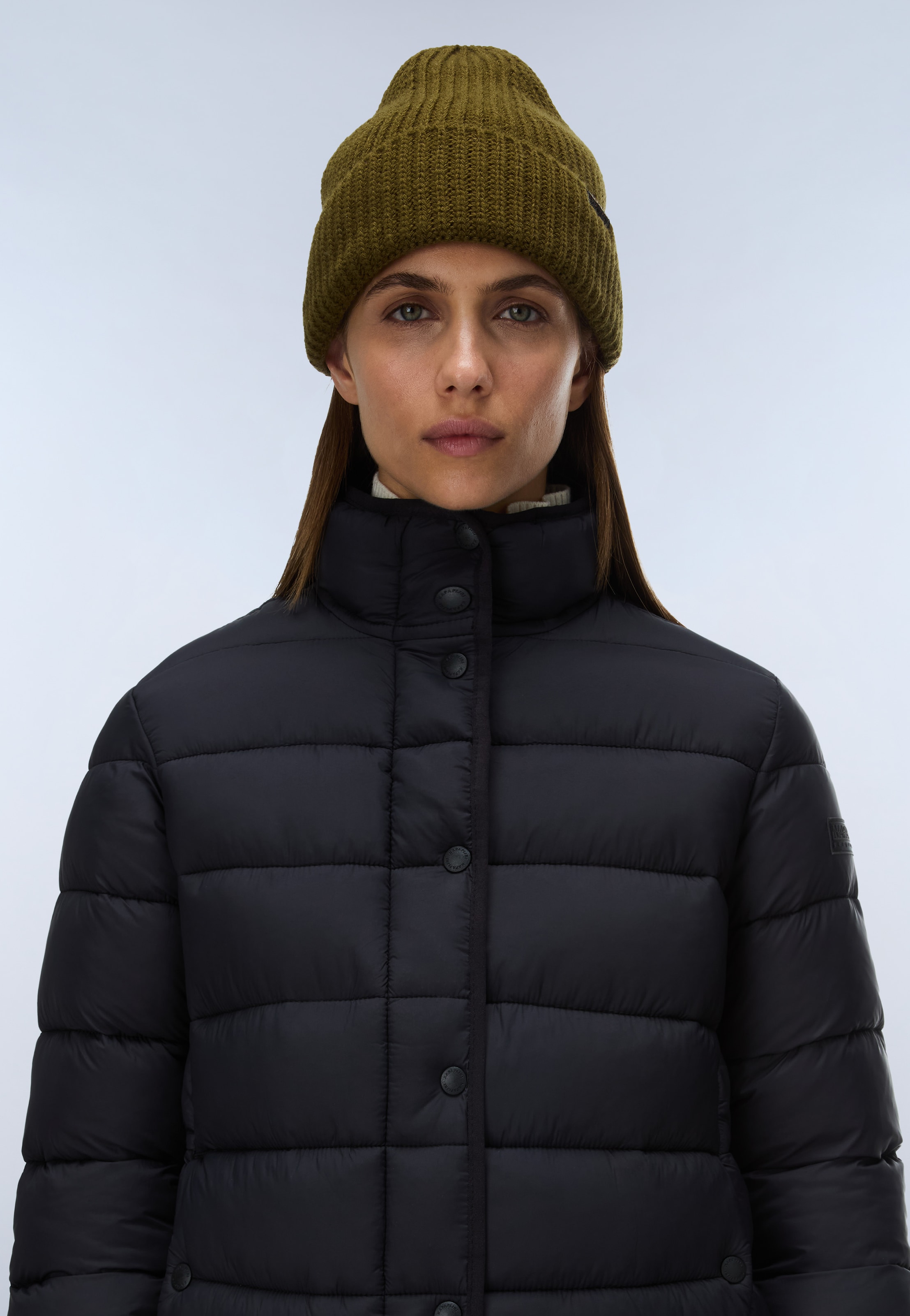 Napapijri Steppjacke »A-AERINS STND W BLACK BEAUTY« pflegeleichte Ausführung, aus Polyamid, auch in grossen Grössen