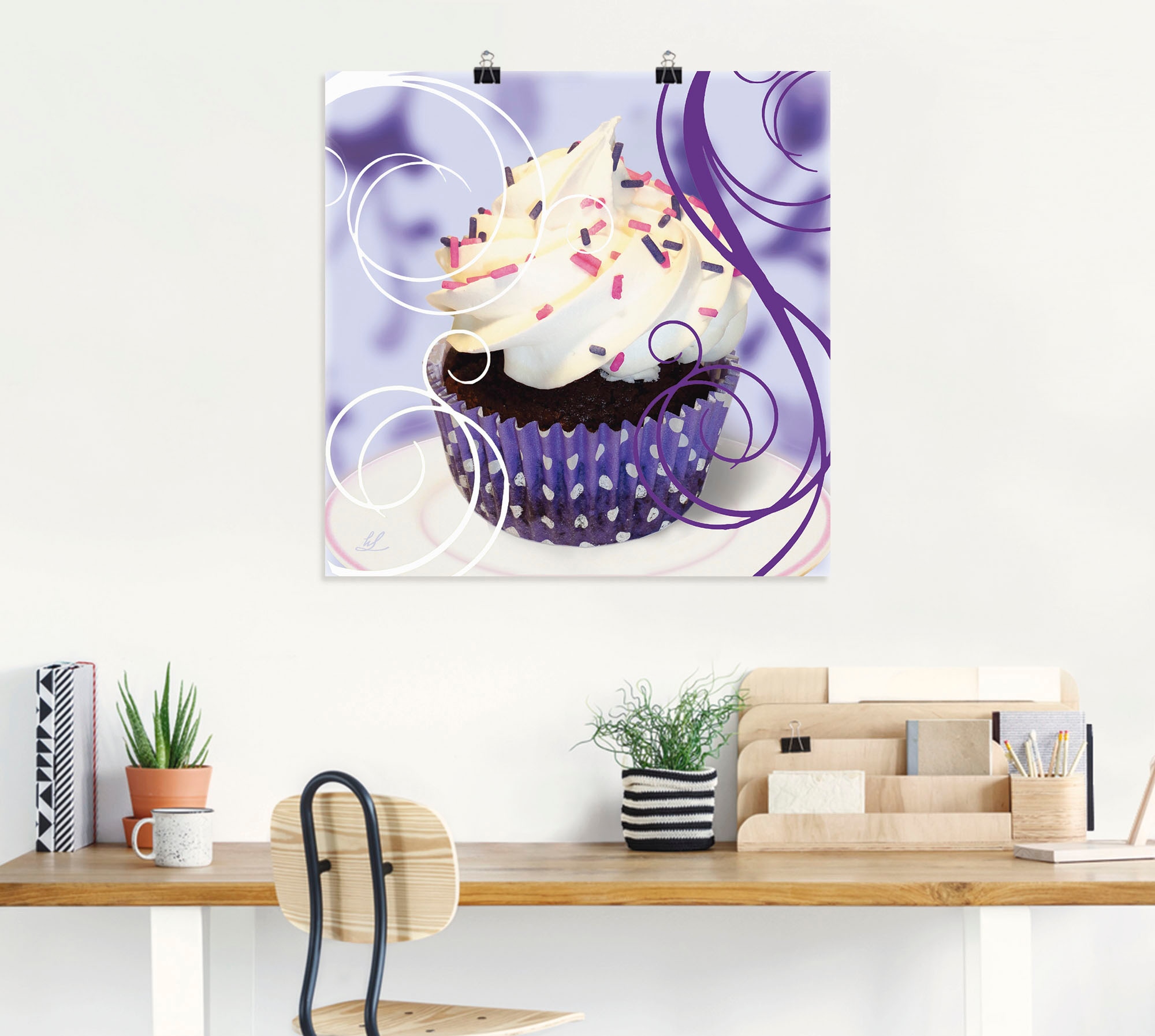 Artland Wandbild »Cupcake auf violett - Kuchen«, Süssspeisen, (1 St.), als Poster, Wandaufkleber in verschied. Grössen