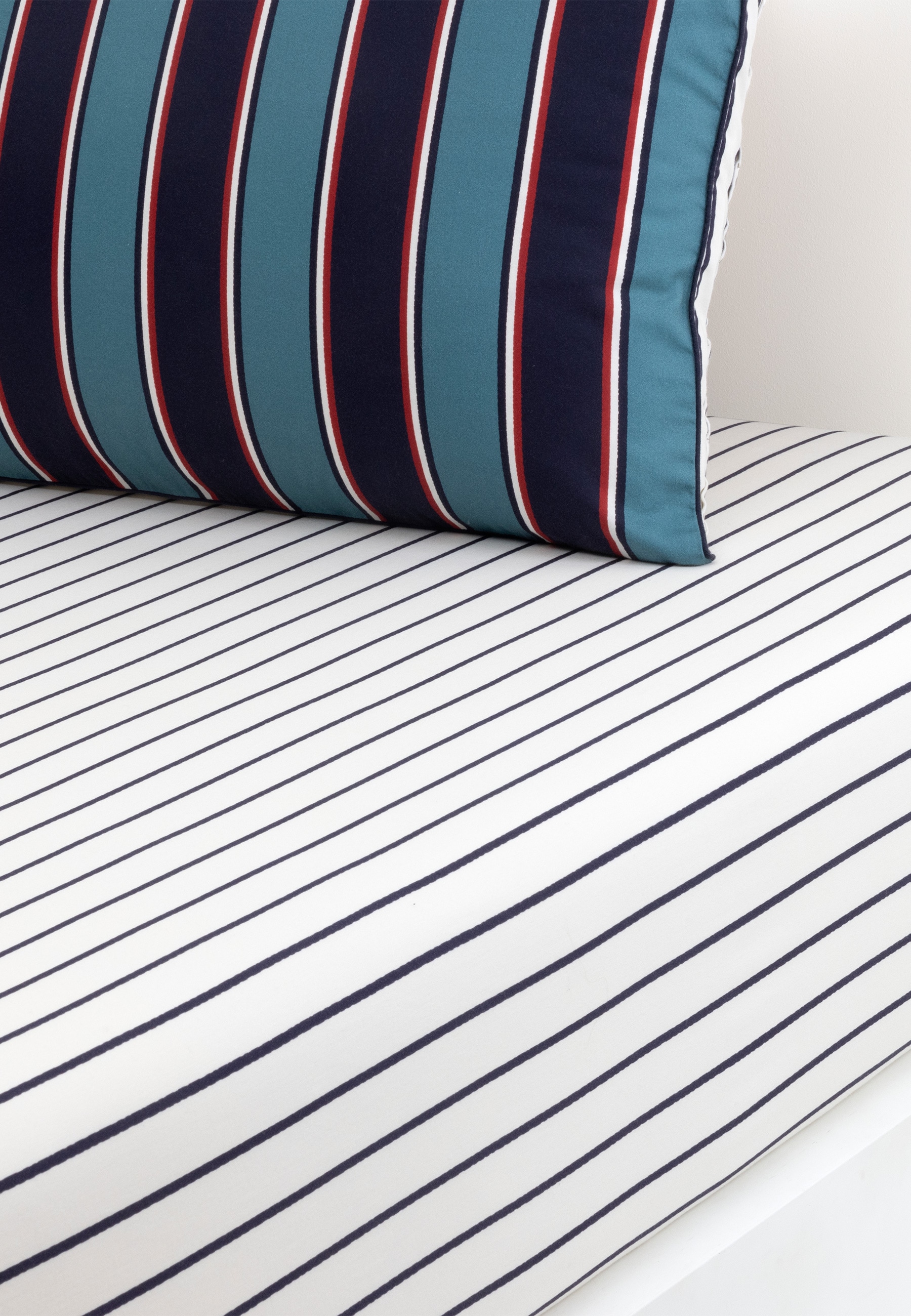 Lacoste Linge de lit réversible »LBOLD« 2 pièces à partir de la taille 135x200 cm, satin PREMIUM, design rayé, 100% coton