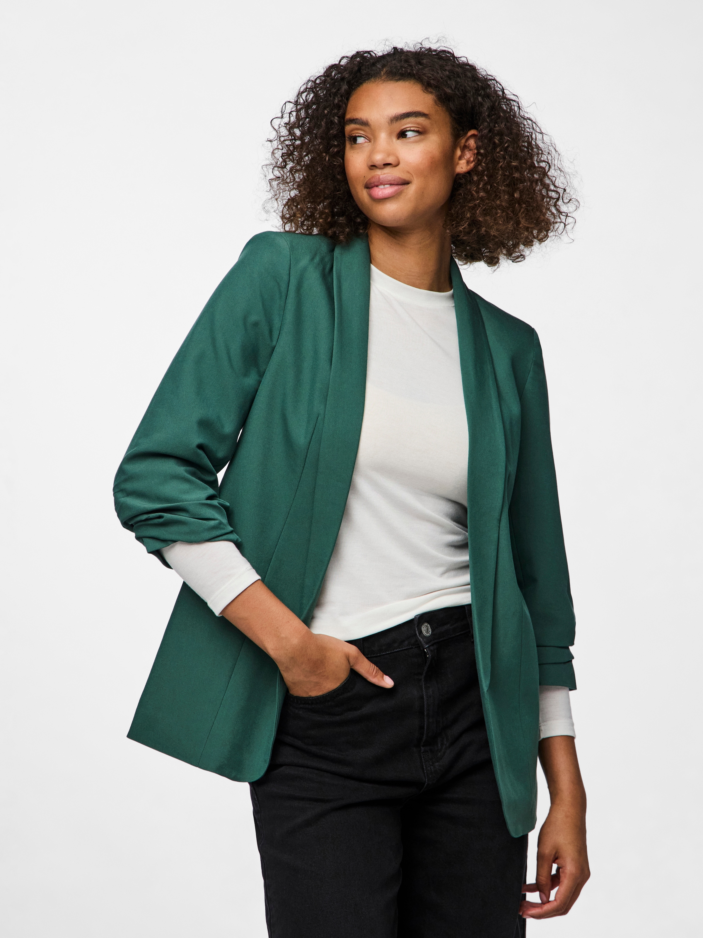 pieces Blusenblazer »PCBOSELLA 3/4 BLAZER NOOS«, mit Faltendetail am Ärmel