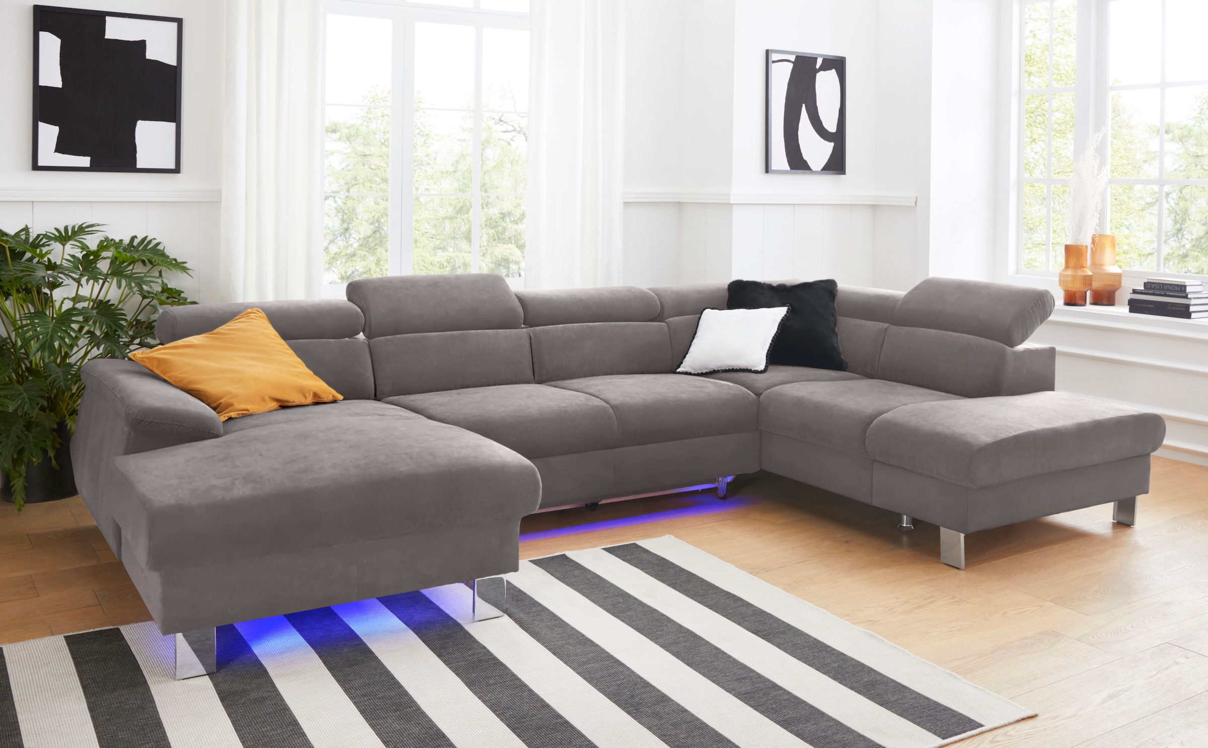 Image of COTTA Wohnlandschaft "Komaris U-Form, B: 320 cm" mit Kopfteilverstellung, optional Bettfunktion, Bettkasten & Licht