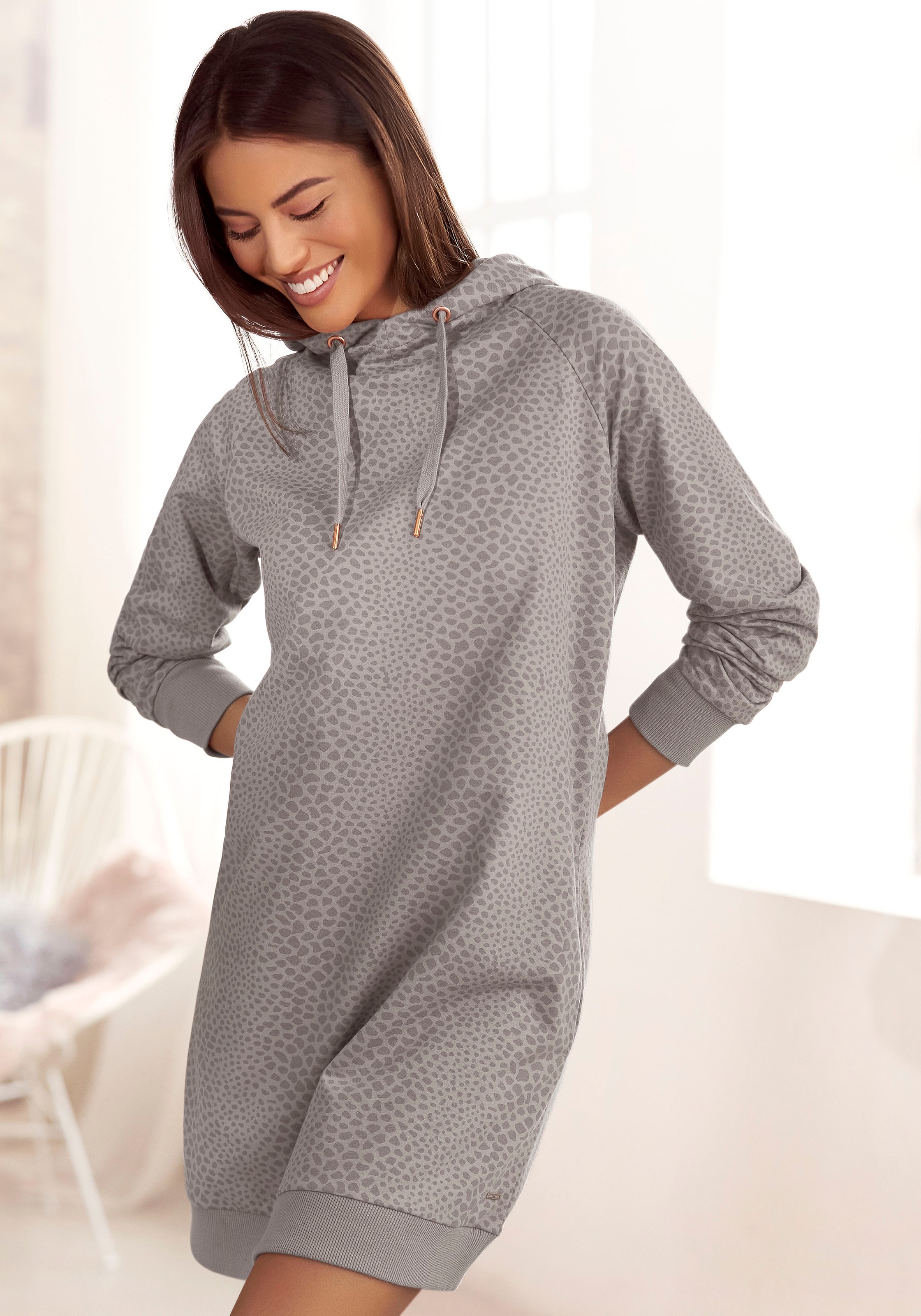 Image of LASCANA Sweatkleid bei Ackermann Versand Schweiz