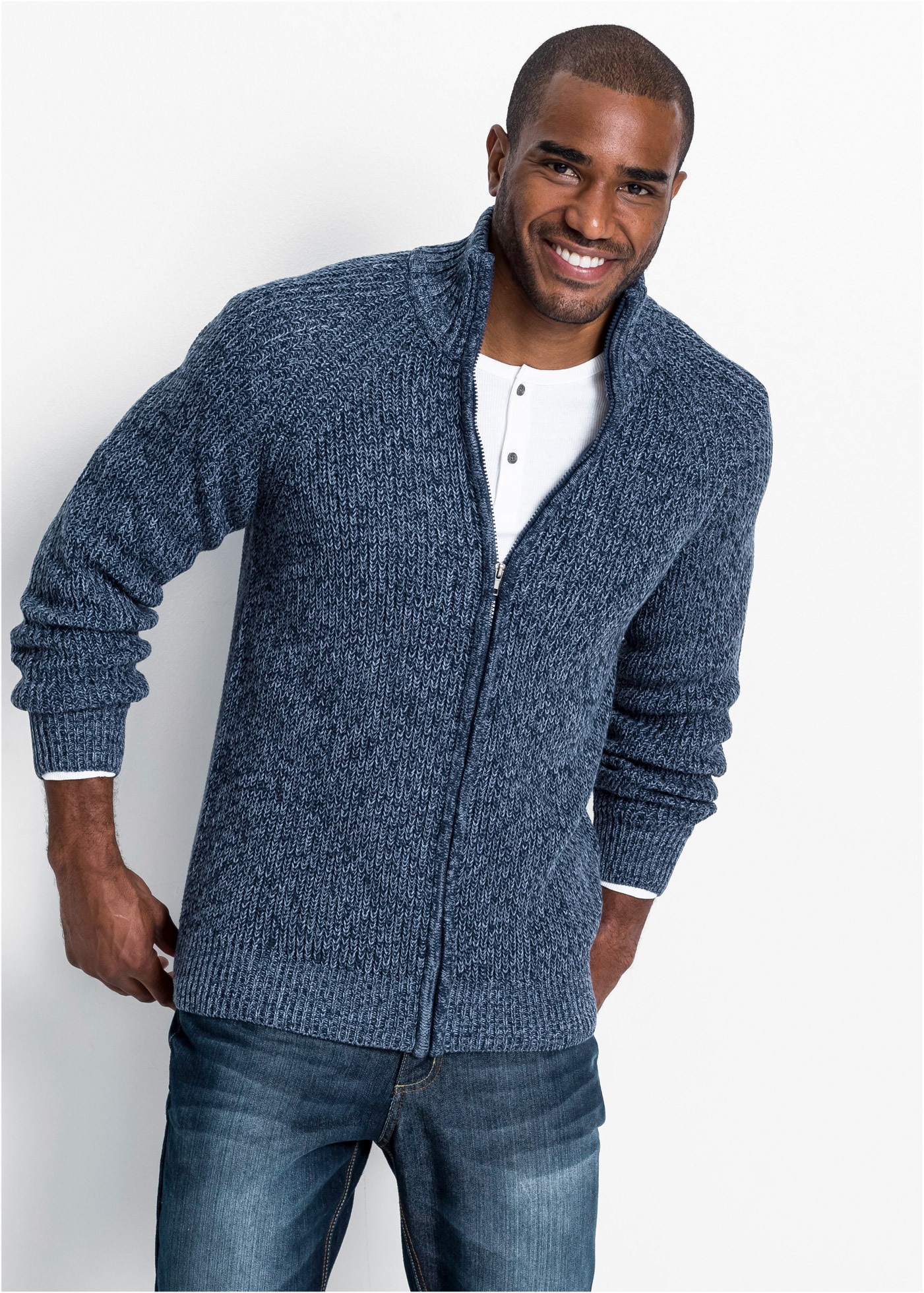 Image of bonprix Strickjacke mit Stehkragen, Regular Fit, meliertes Garn