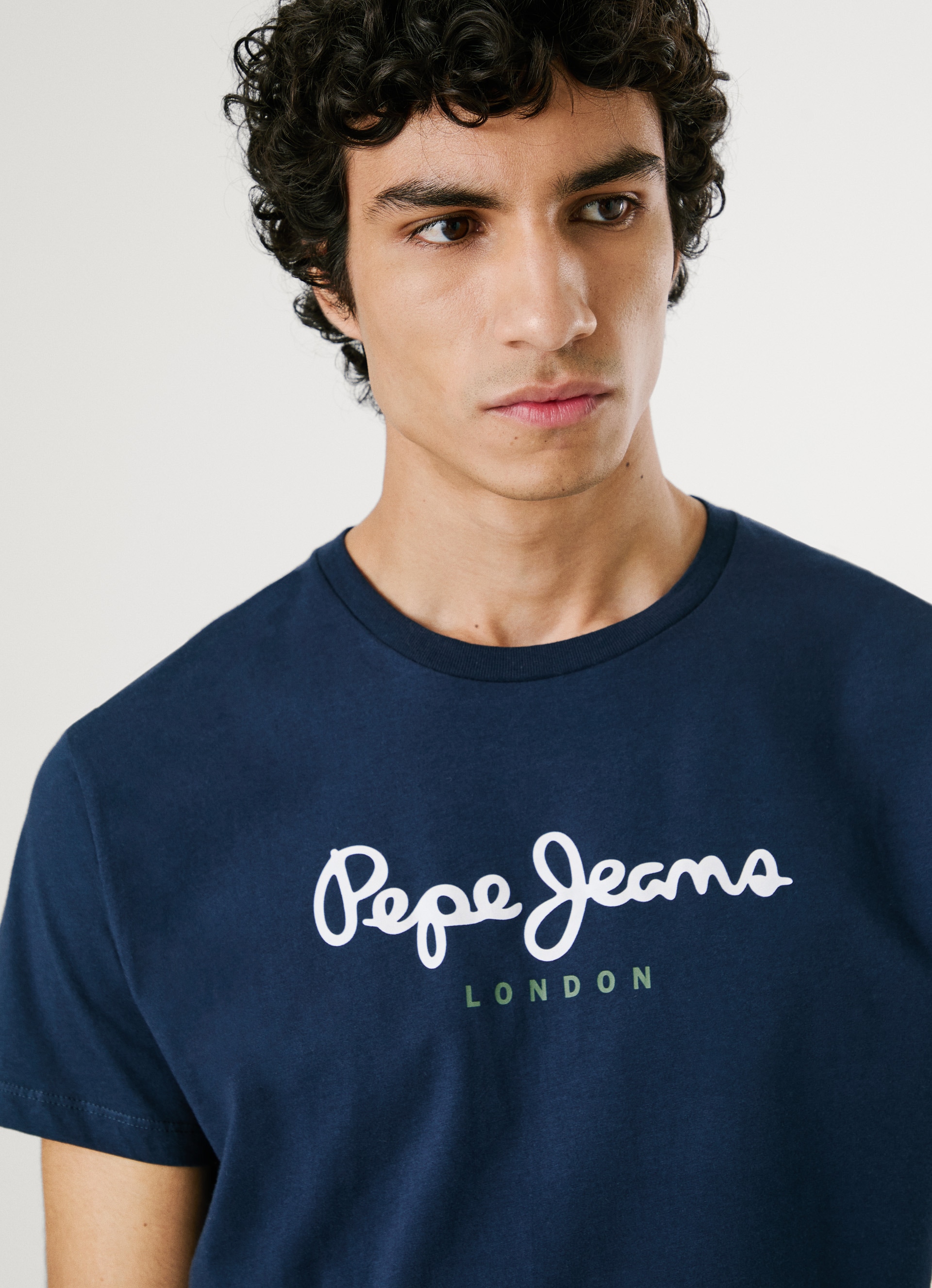Pepe Jeans Rundhalsshirt »EGGO«