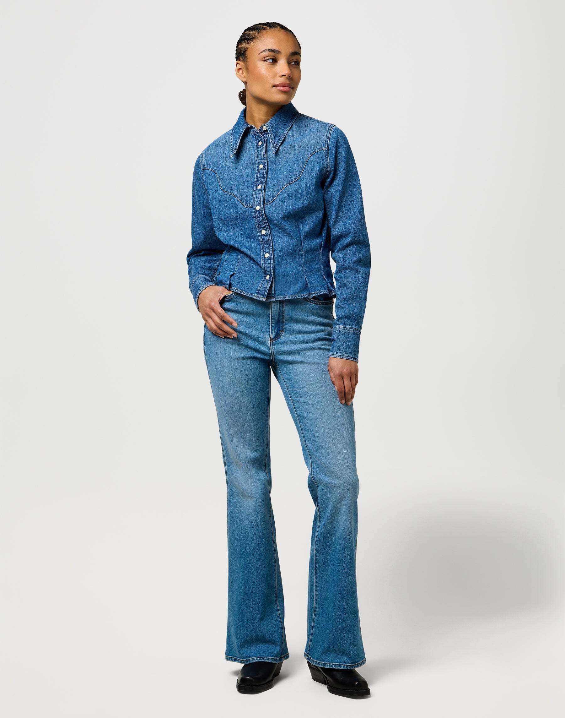 Wrangler Jeansbluse »WRANGLER Jeanshemd Femme Peplum Shirt«