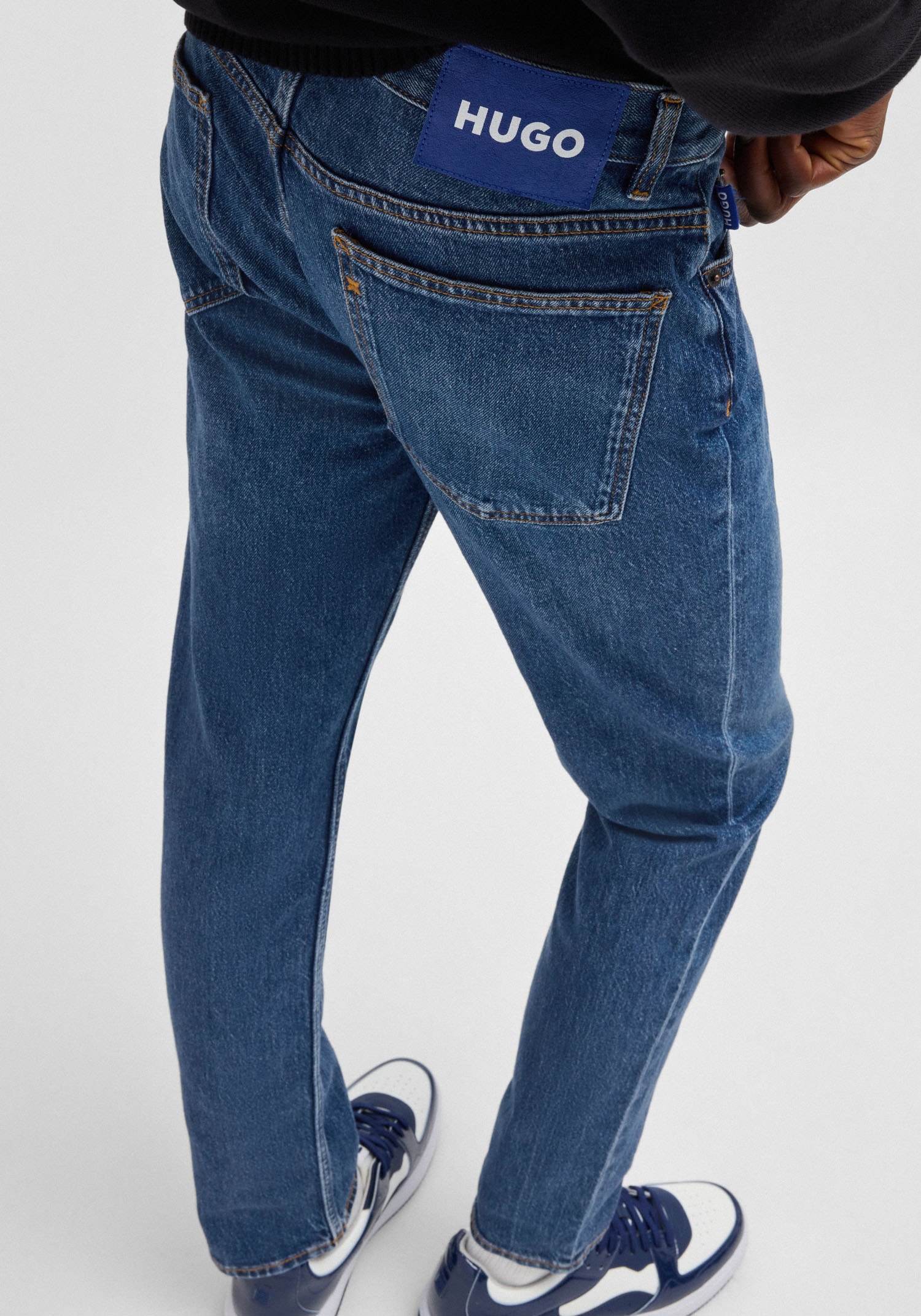 HUGO Blue Slim-fit-Jeans »Ash« mit Stone-washed-Finish