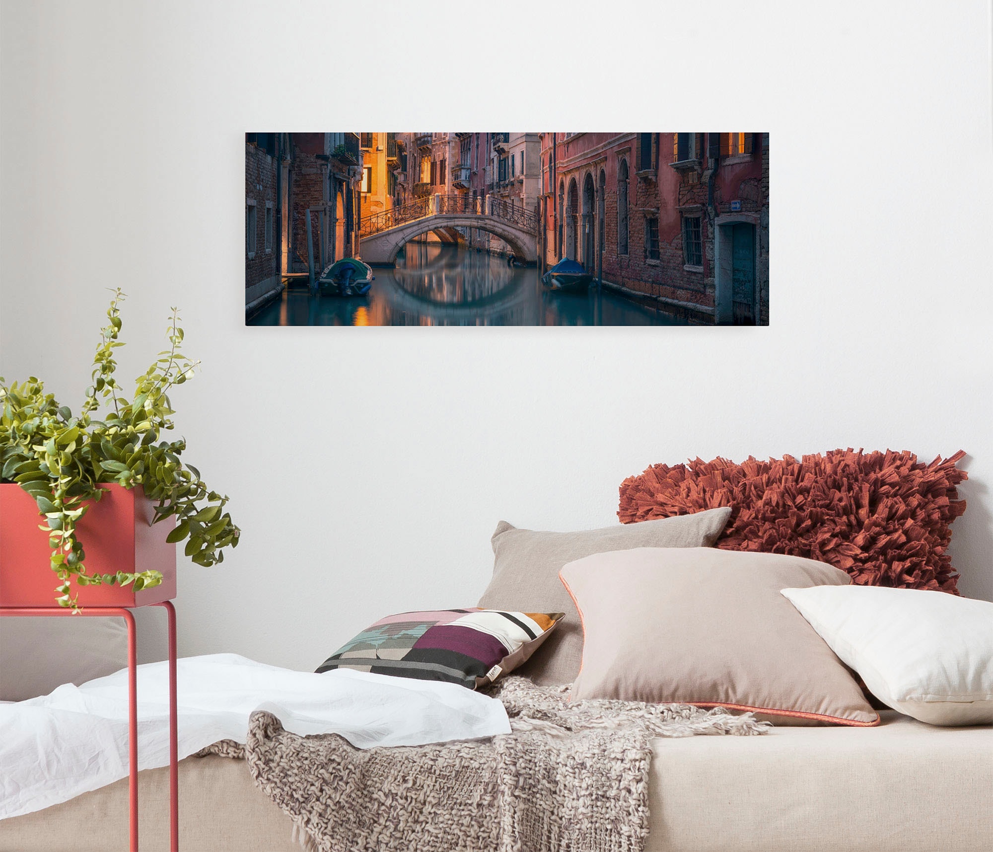 Image of Komar Leinwandbild "Night Cruise - Grösse 90 x 30 cm" Baum Berge Blumen Blätter Foto Jahreszeiten Landschaft Meer Natur Palmen Strand Packung, 1 Stk. tlg. Keilrahmenbild mi Echtholzrahmen