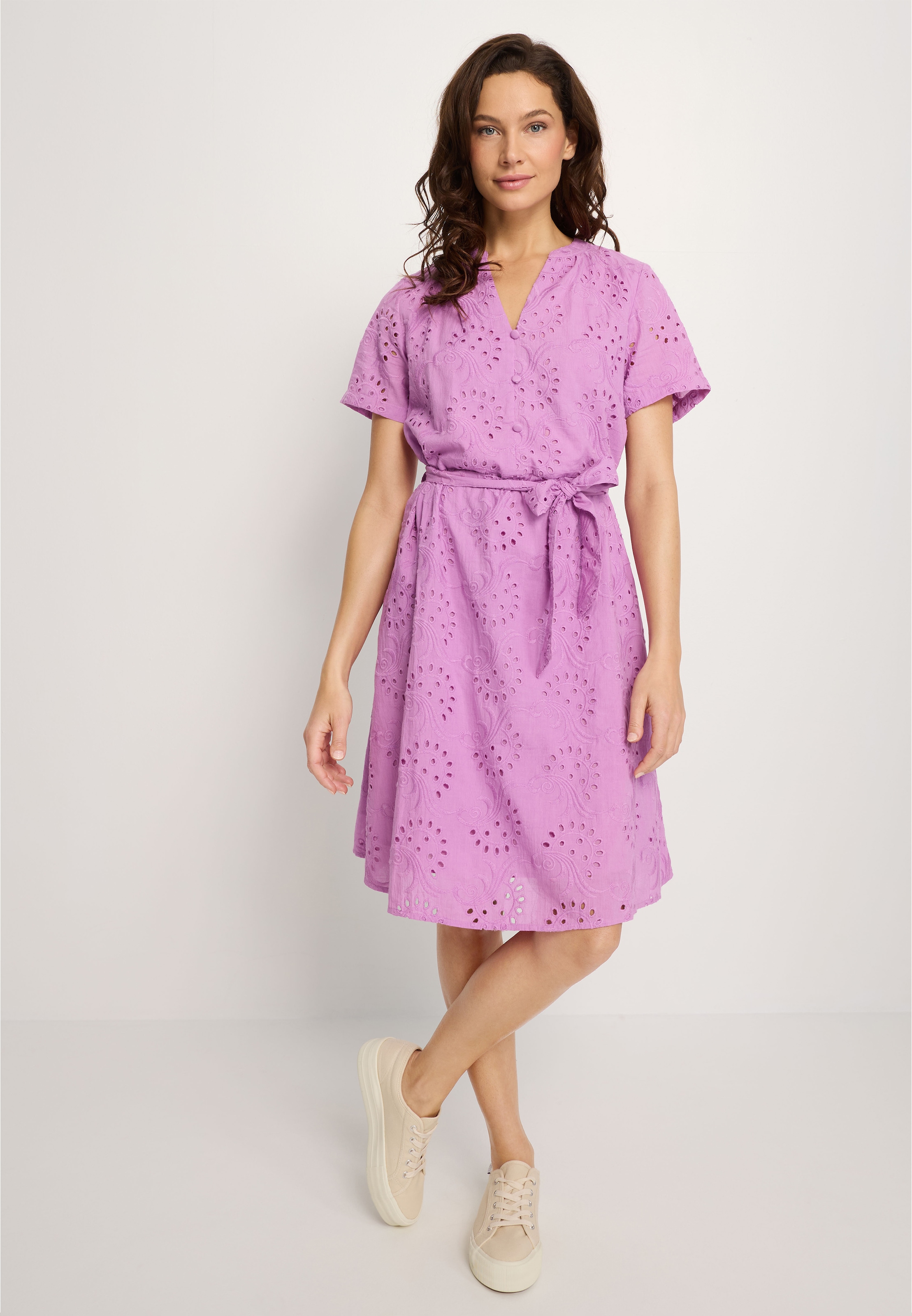 Image of LASCANA Blusenkleid und Lochstickerei, Spitzenkleid