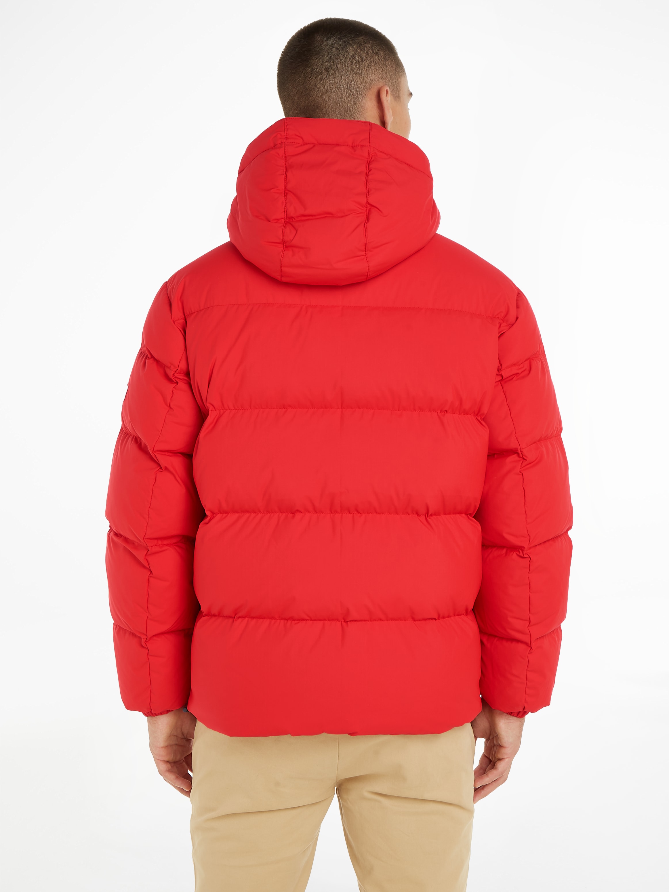 Tommy Jeans Daunenjacke »TJM ESSENTIAL DOWN JACKET«, mit Kapuze, mit Tunnelzug und Stoppern an der Kapuze