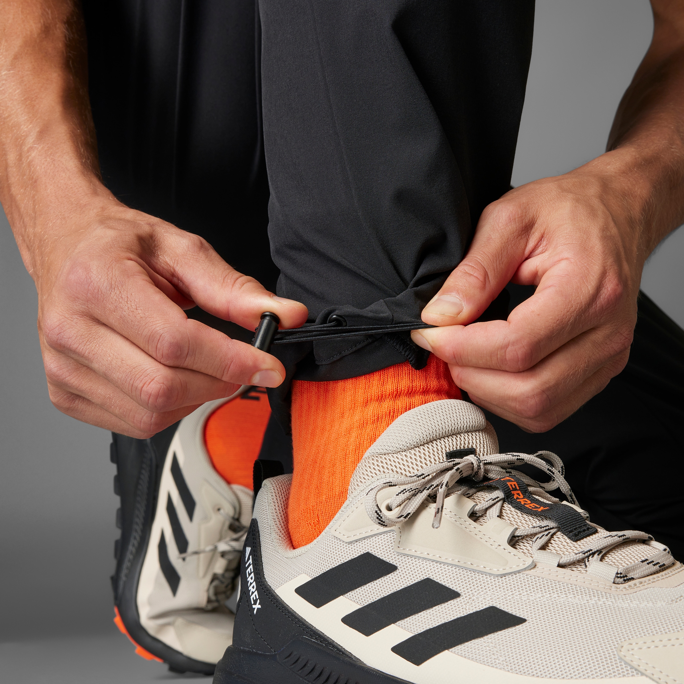 adidas TERREX Outdoorhose »MT ESS PANTS«, (1 tlg.)