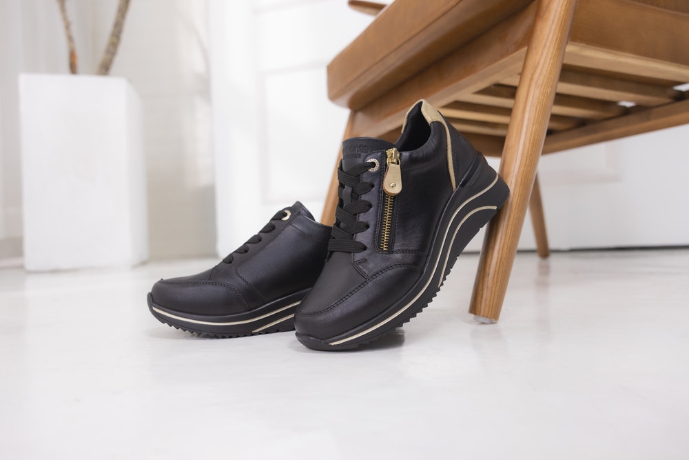 Remonte Baskets compensées  , chaussure de loisirs, chaussure basse, chaussure à lacets avec membrane Rieker TEX