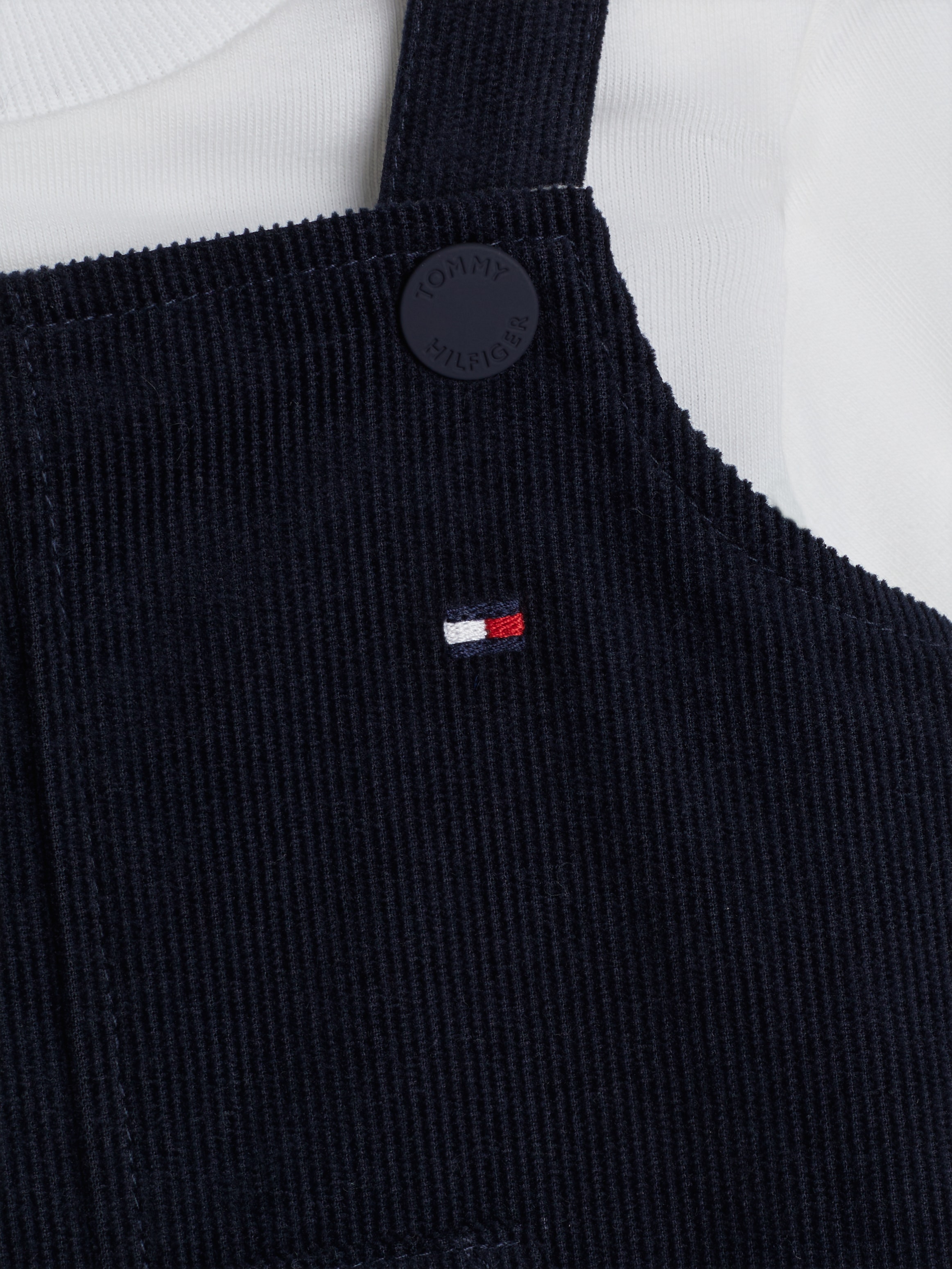 Tommy Hilfiger Body & Hose »MONOTYPE CORD DUNGAREE SET«, mit Logostickereien