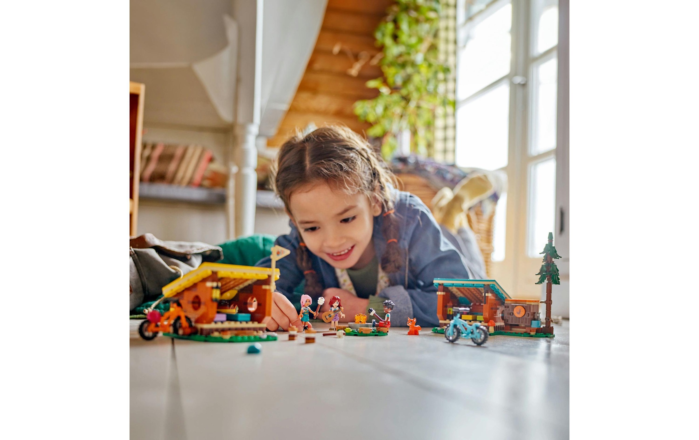 LEGO® Spielbausteine »Friends Gemütliche Hütten im Abenteuercamp 42624«, (437 St.)