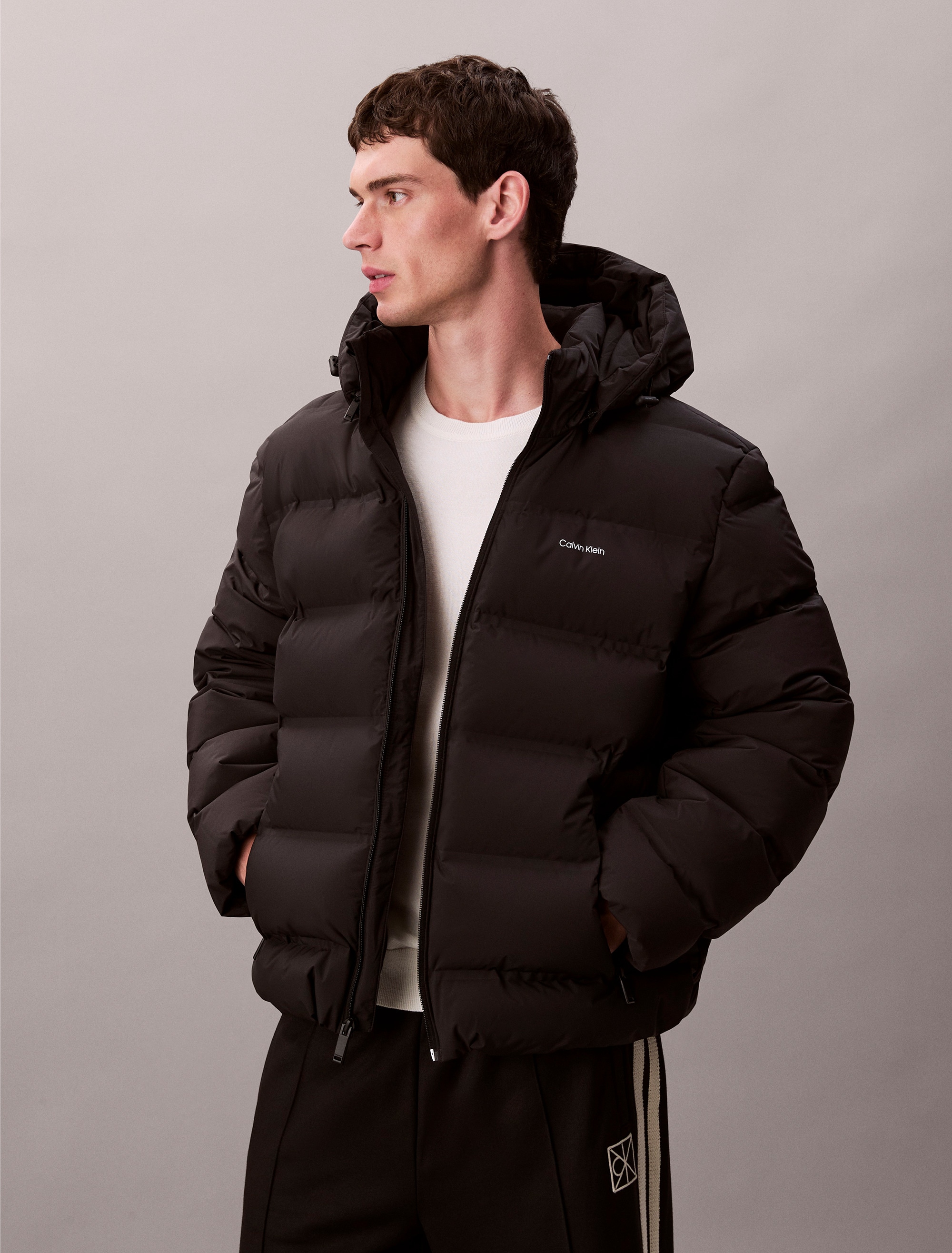 Image of Calvin Klein Steppjacke "LS QUILTED BONDED CHANNEL HD PUF" ohne Kapuze Mit Rundhalsausschnitt, regular fit