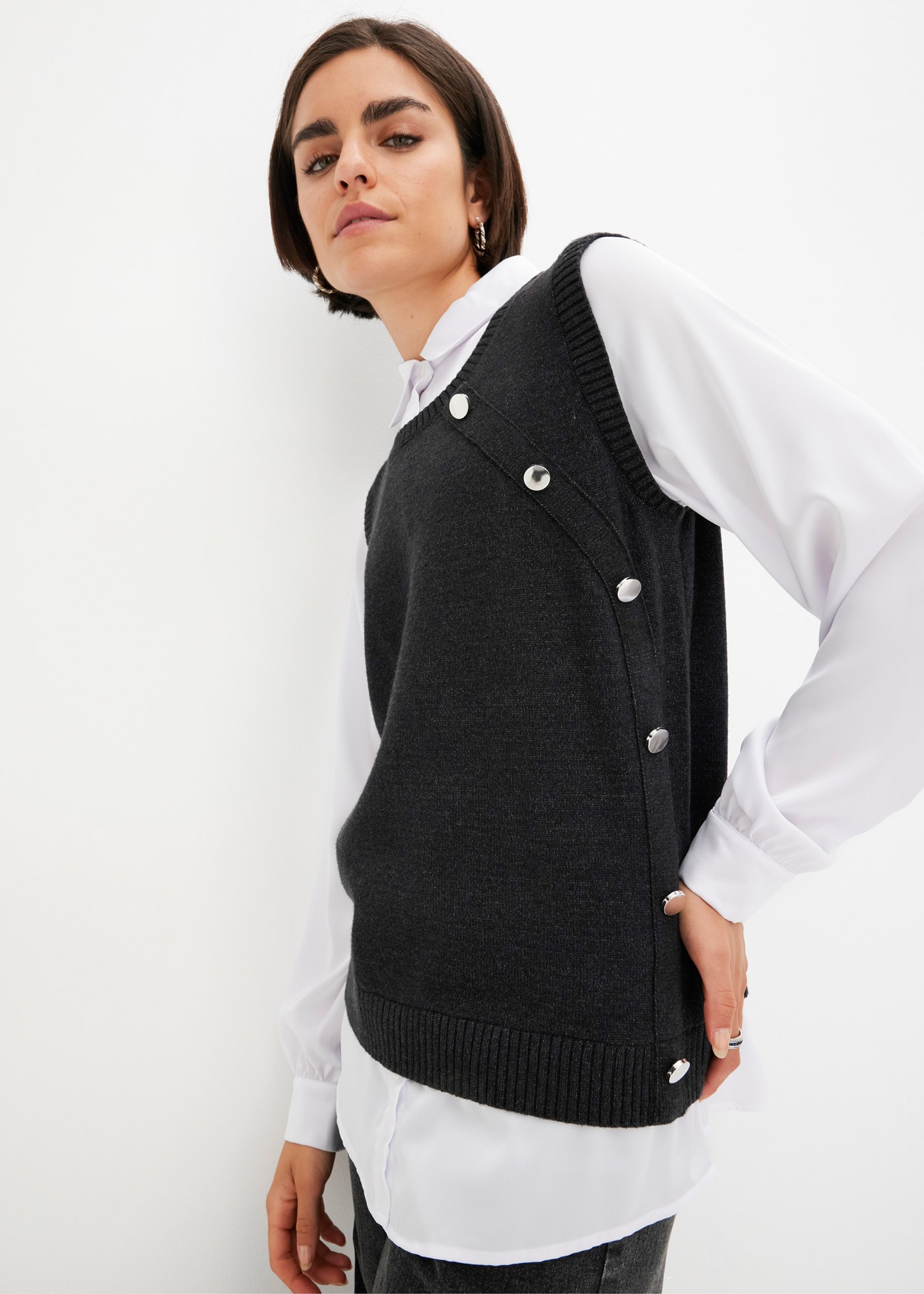 bonprix Strickpullover aus Viskose, Polyamid und Polyester, mit Hemdblusenkragen