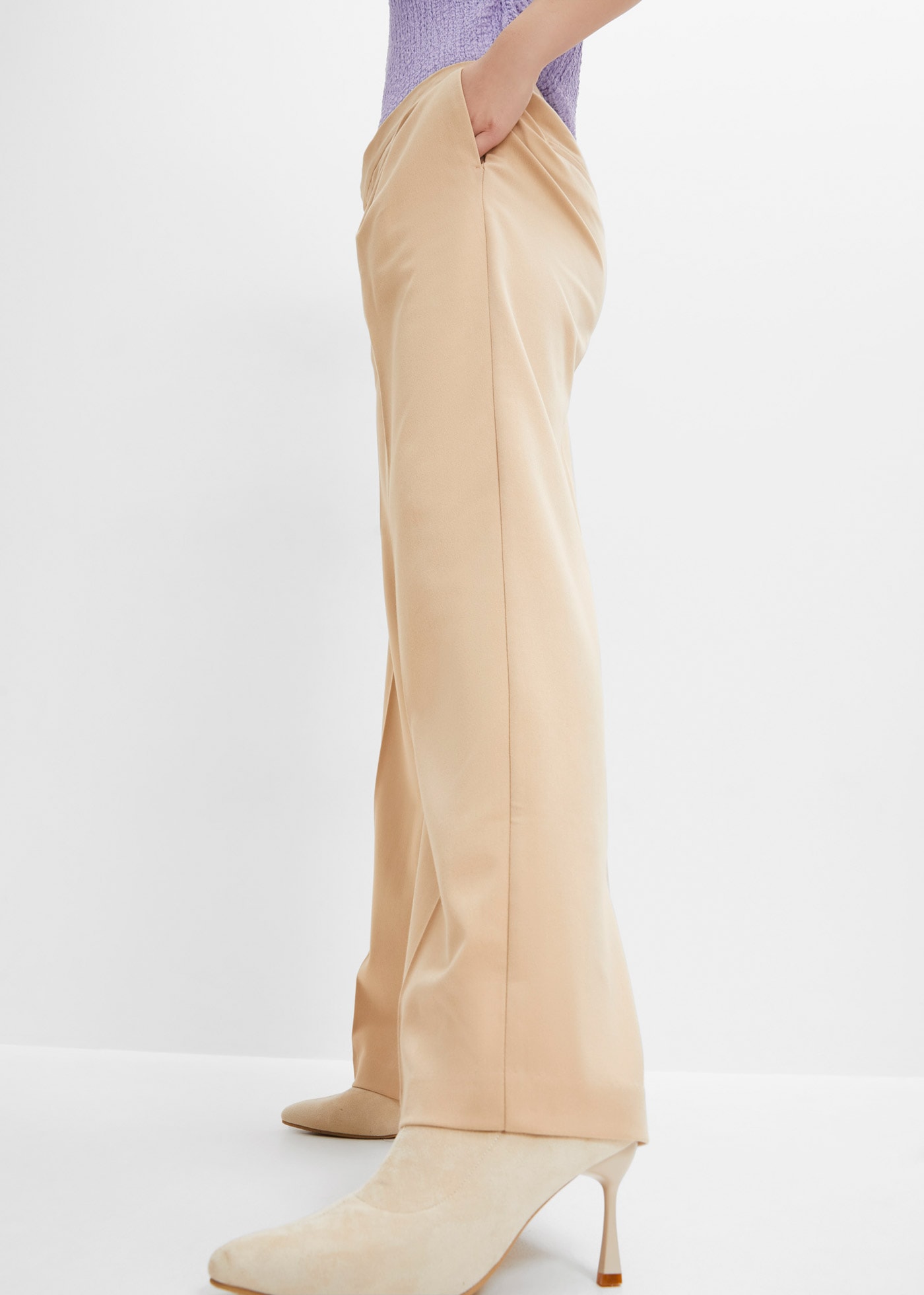 bonprix Pantalon à pinces »Bundfaltenhose«  aus Polyester, Viskose und Elasthan, Loose Fit, festlicher Stil