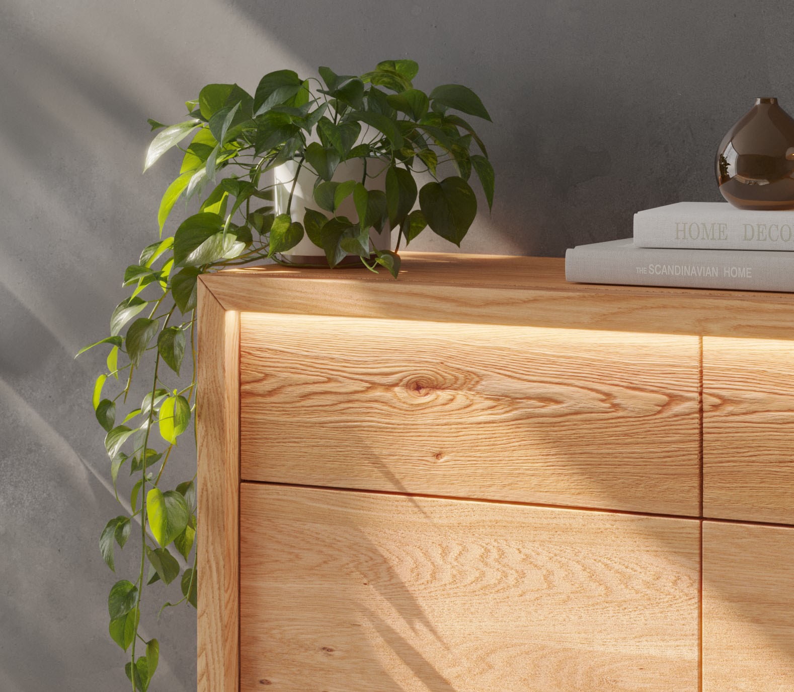 Home affaire Commode »Léopoldine« Kommode aus Kernbuche, inkl. LED-Beleuchtung