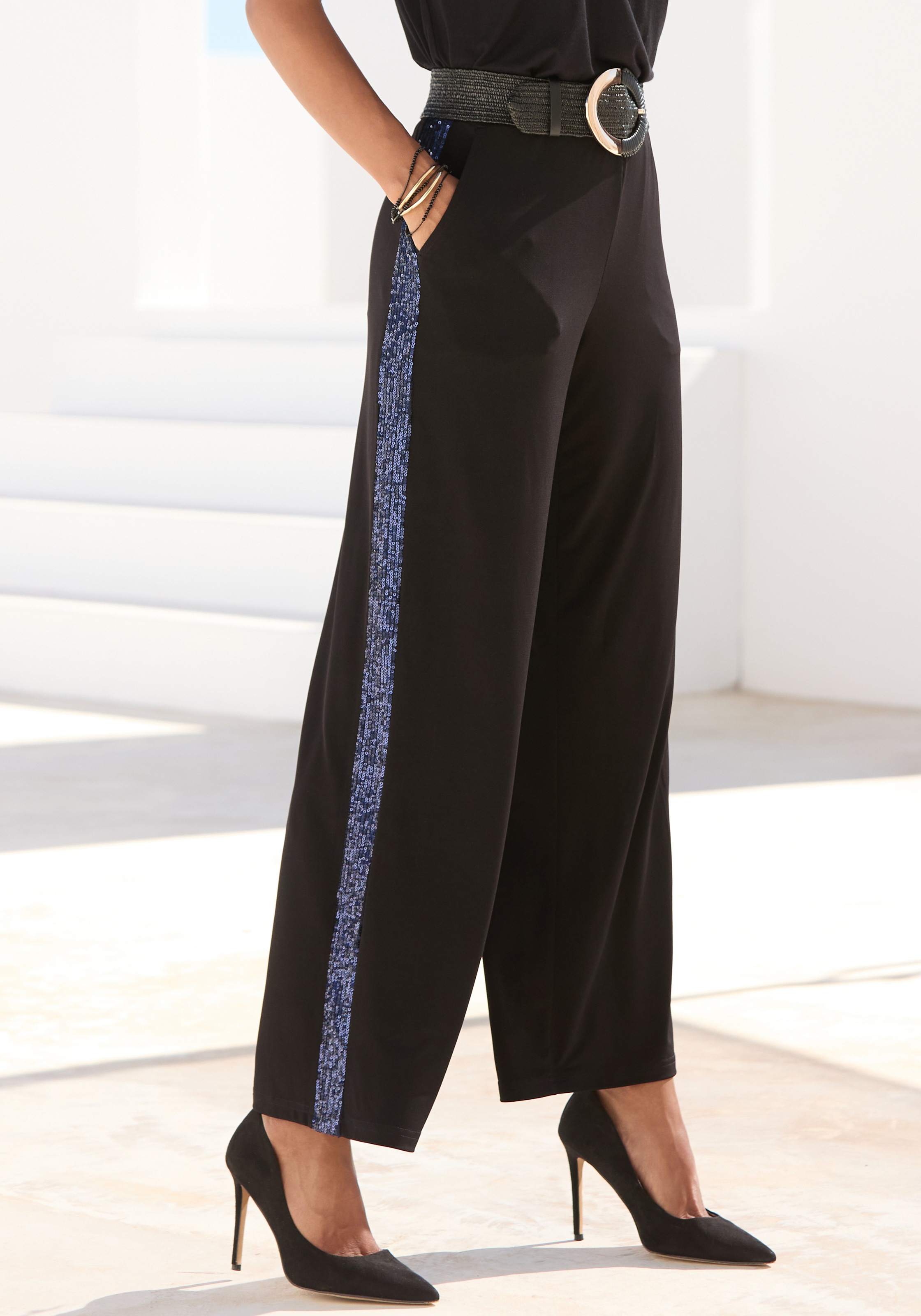 Image of LASCANA Schlupfhose mit Pailettenstreifen, Partyhose, festlich
