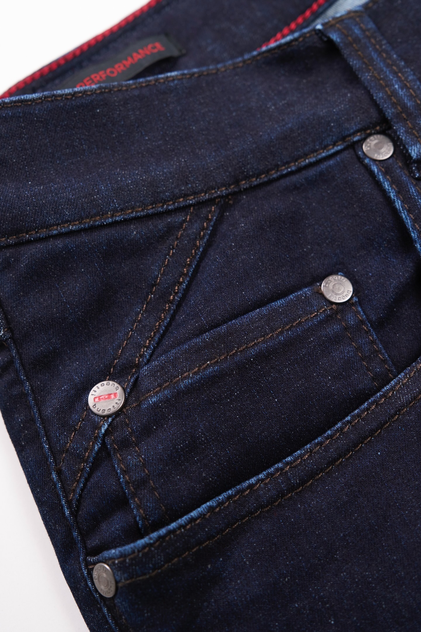 bugatti 5-Pocket-Jeans »Basic Essentials«, besonders bequem