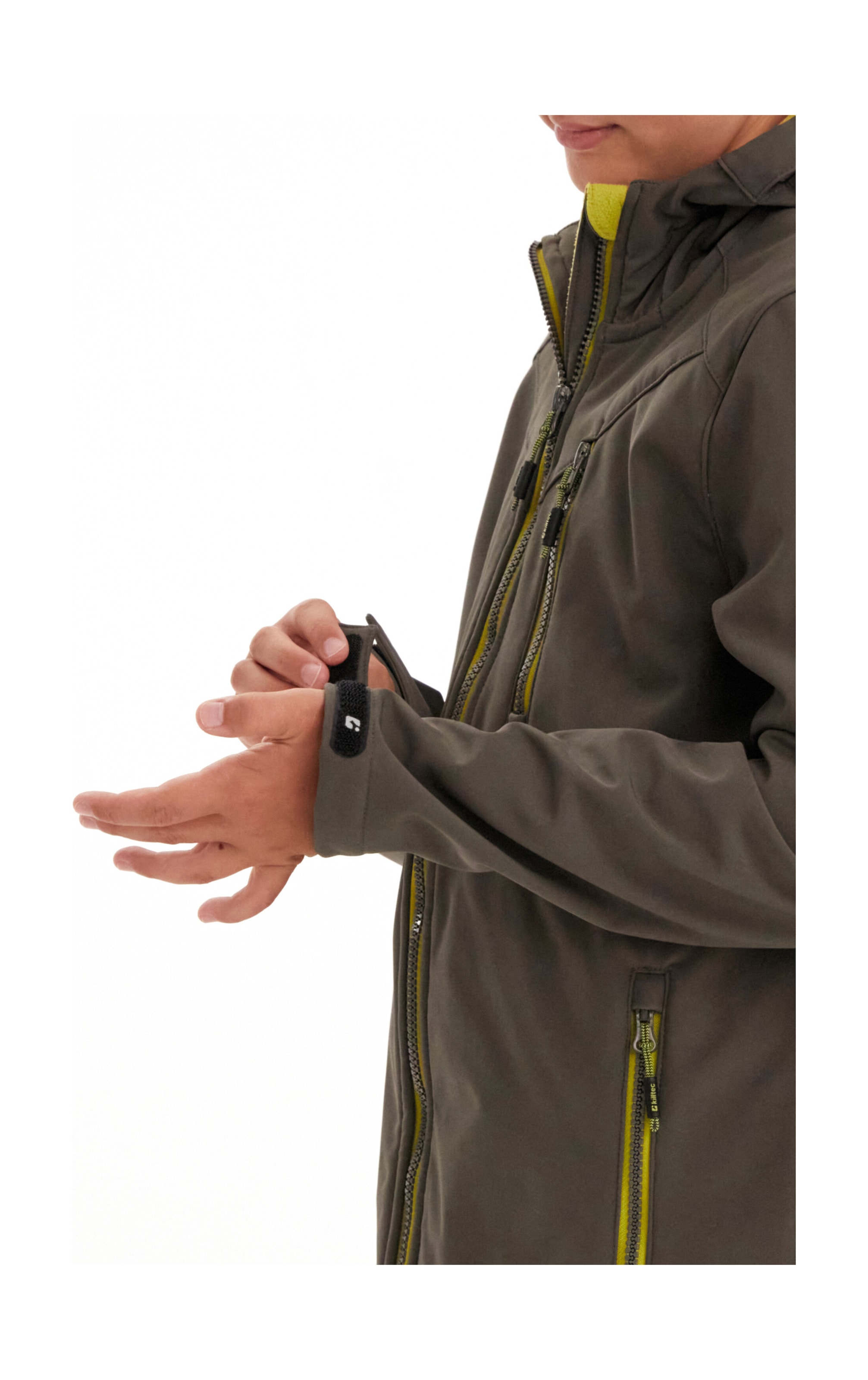 Killtec Softshelljacke »Boys Softshelljacke«, Wasserabweisende Softshelljacke mit Kapuze, Fleece und PFAs-frei