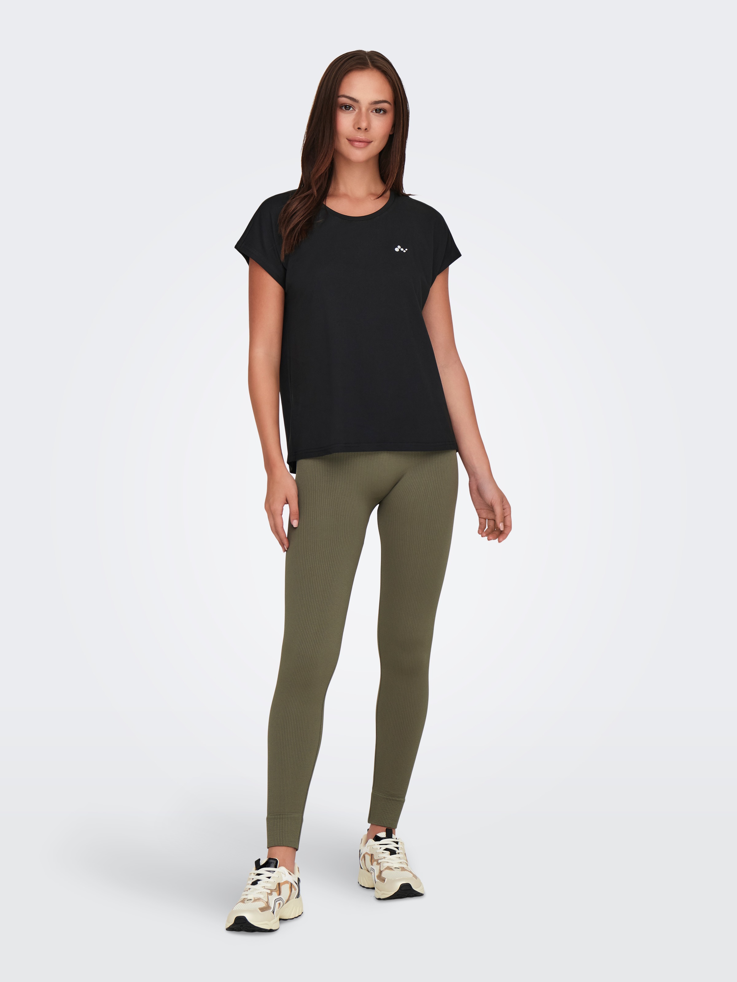 ONLY Play »ONPAUBREE SS LOOSE TRAIN TEE - NOOS«