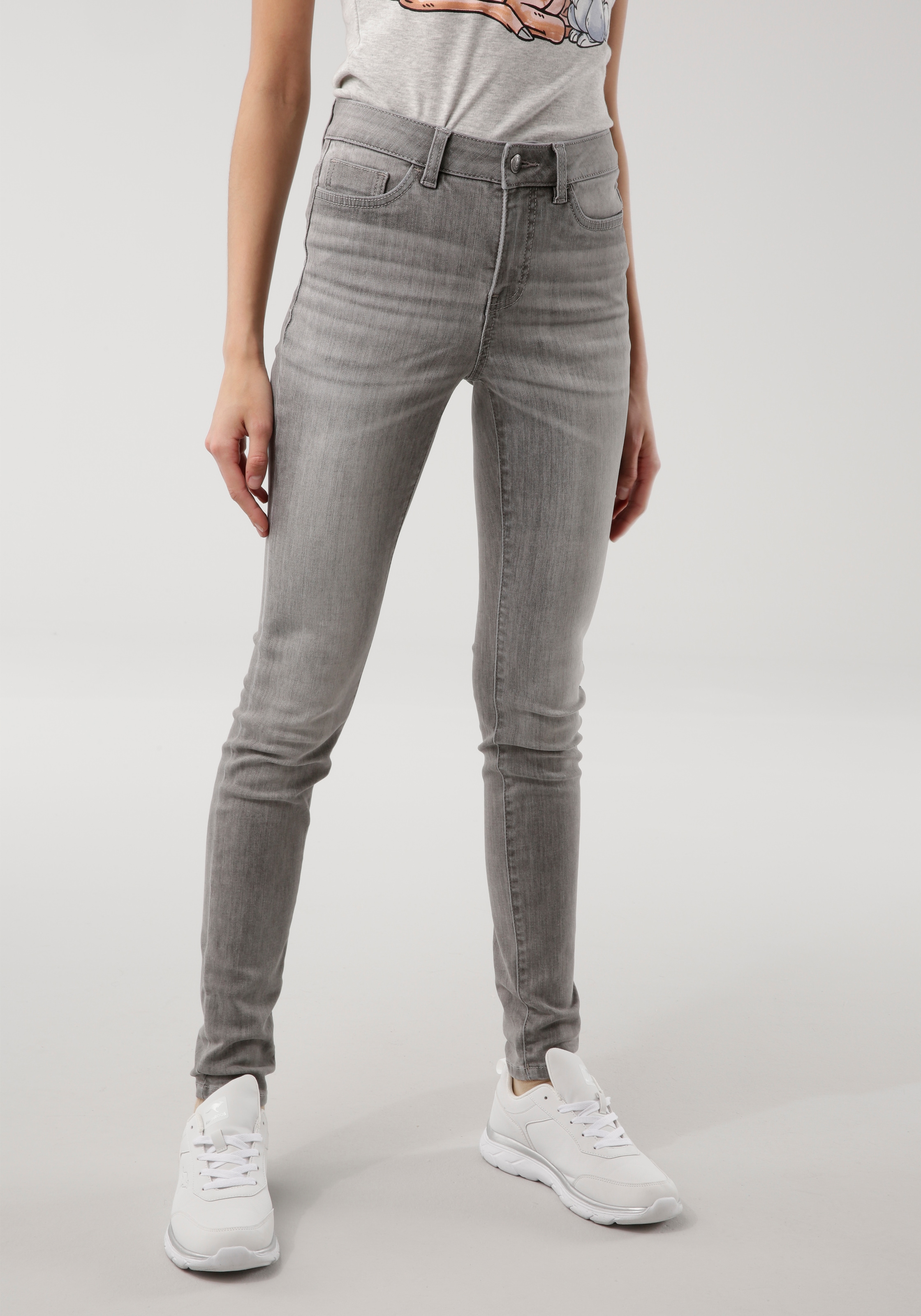 5-Pocket-Jeans »SUPER SKINNY HIGH RISE«, mit used-Effekt