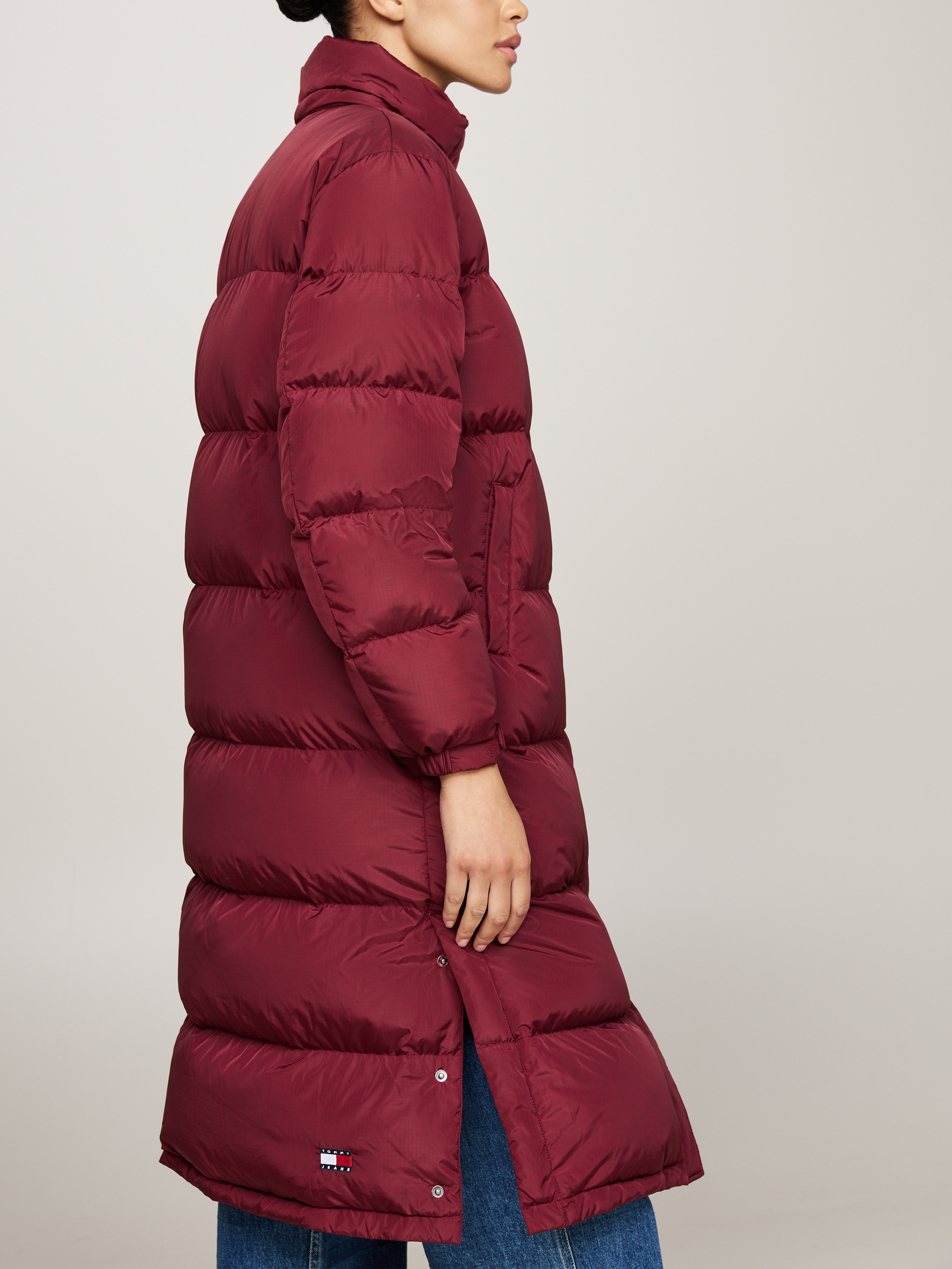 Tommy Jeans Steppmantel »TJW ALASKA LONG PUFFER EXT«, mit Logostickerei