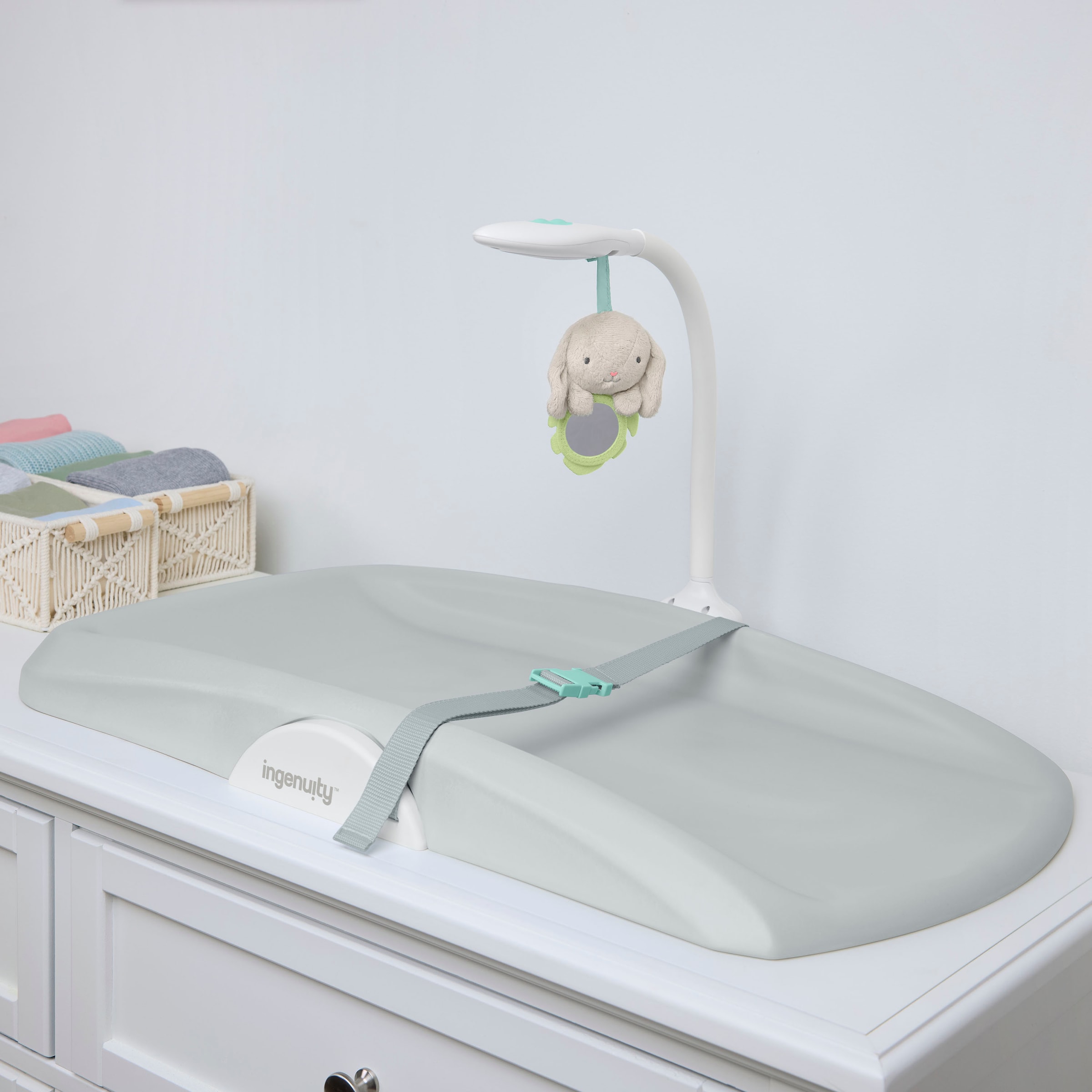 ingenuity Matelas à langer »Day & Night Sylvi Changing Pad« inkl. Nachtlicht