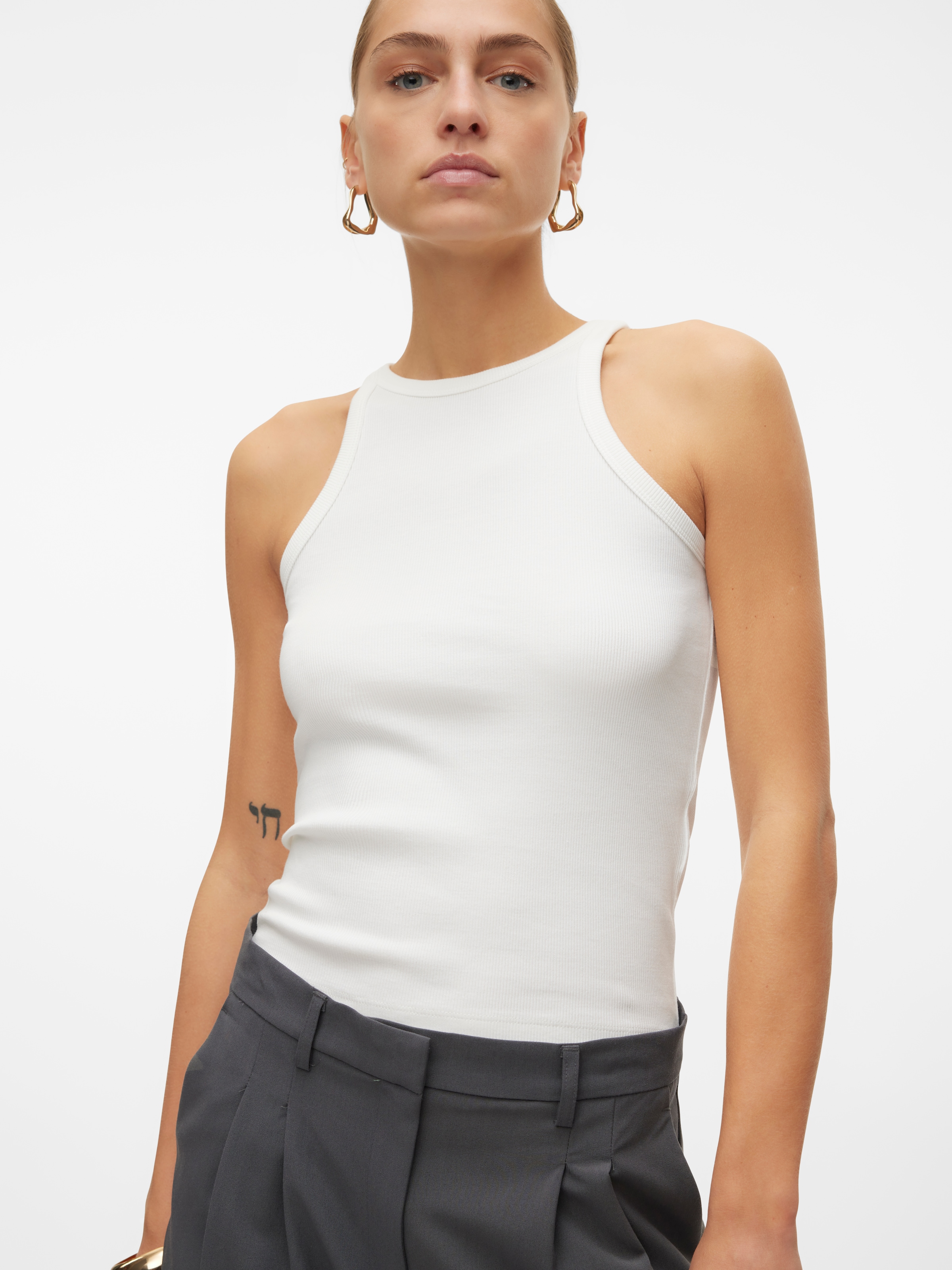 Image of Vero Moda Tanktop "VMCHLOE SHORT TANK TOP JRS NOOS"