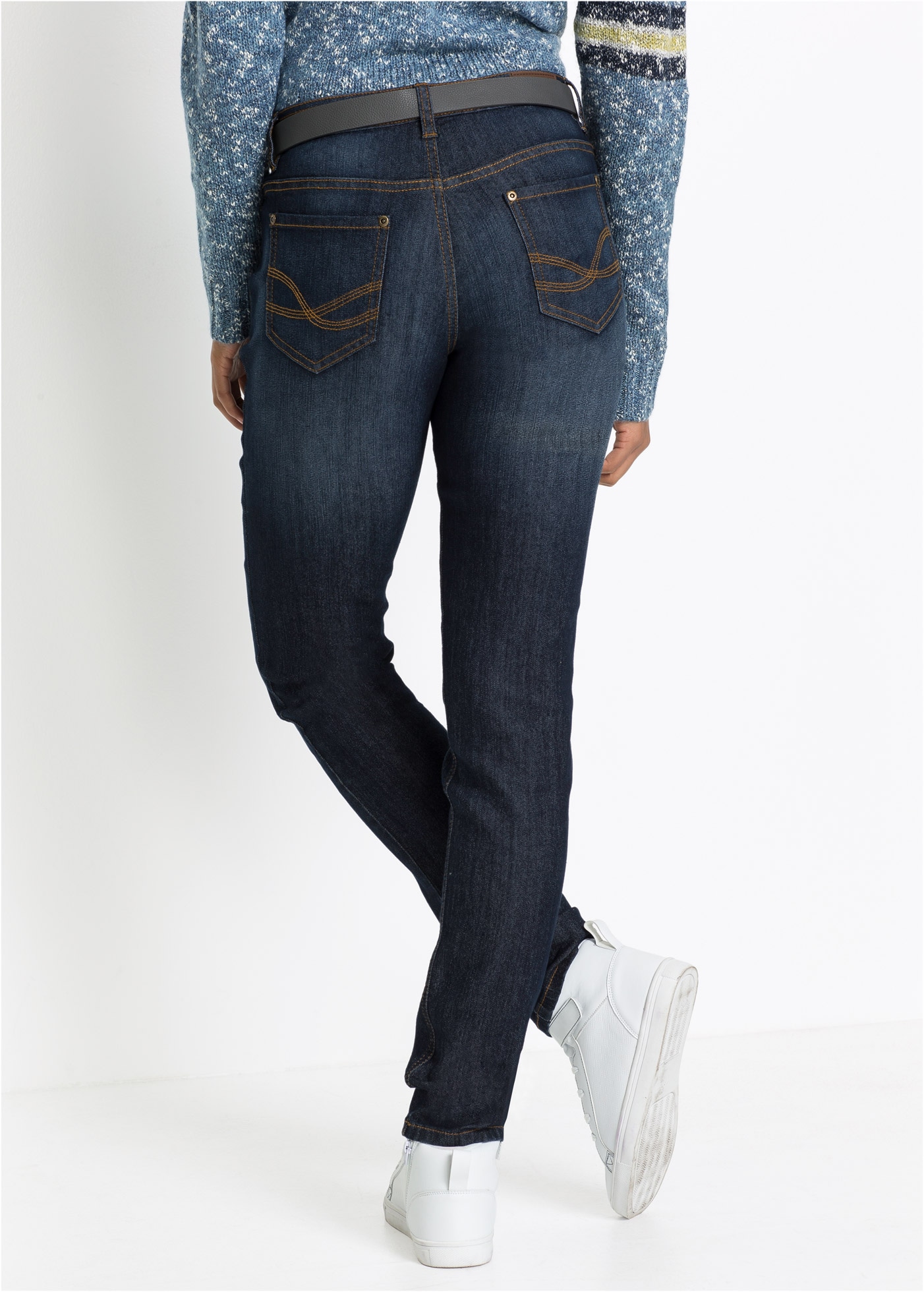 bonprix Mom-Jeans Regular Fit, mit Eingrifftaschen, Gesässtaschen und Coinpocket