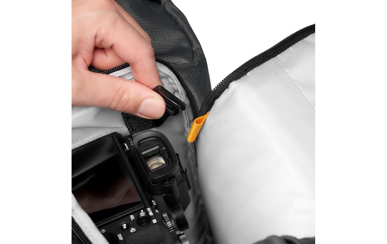 Lowepro Fotorucksack »Fastpack BP 250 AW III«