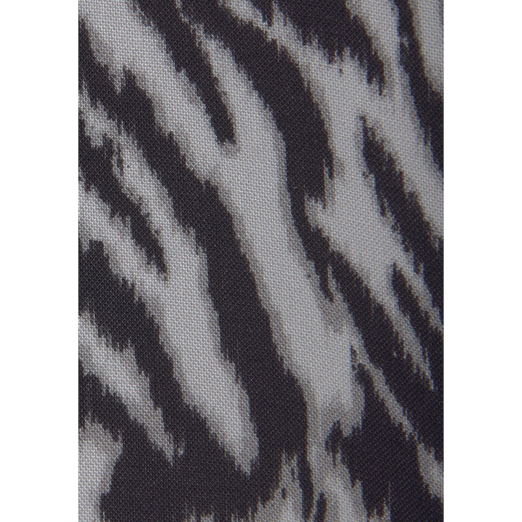 LASCANA Schlupfbluse, mit Zebraprint und modischen Knöpfen, Kurzarmbluse, sommerlich