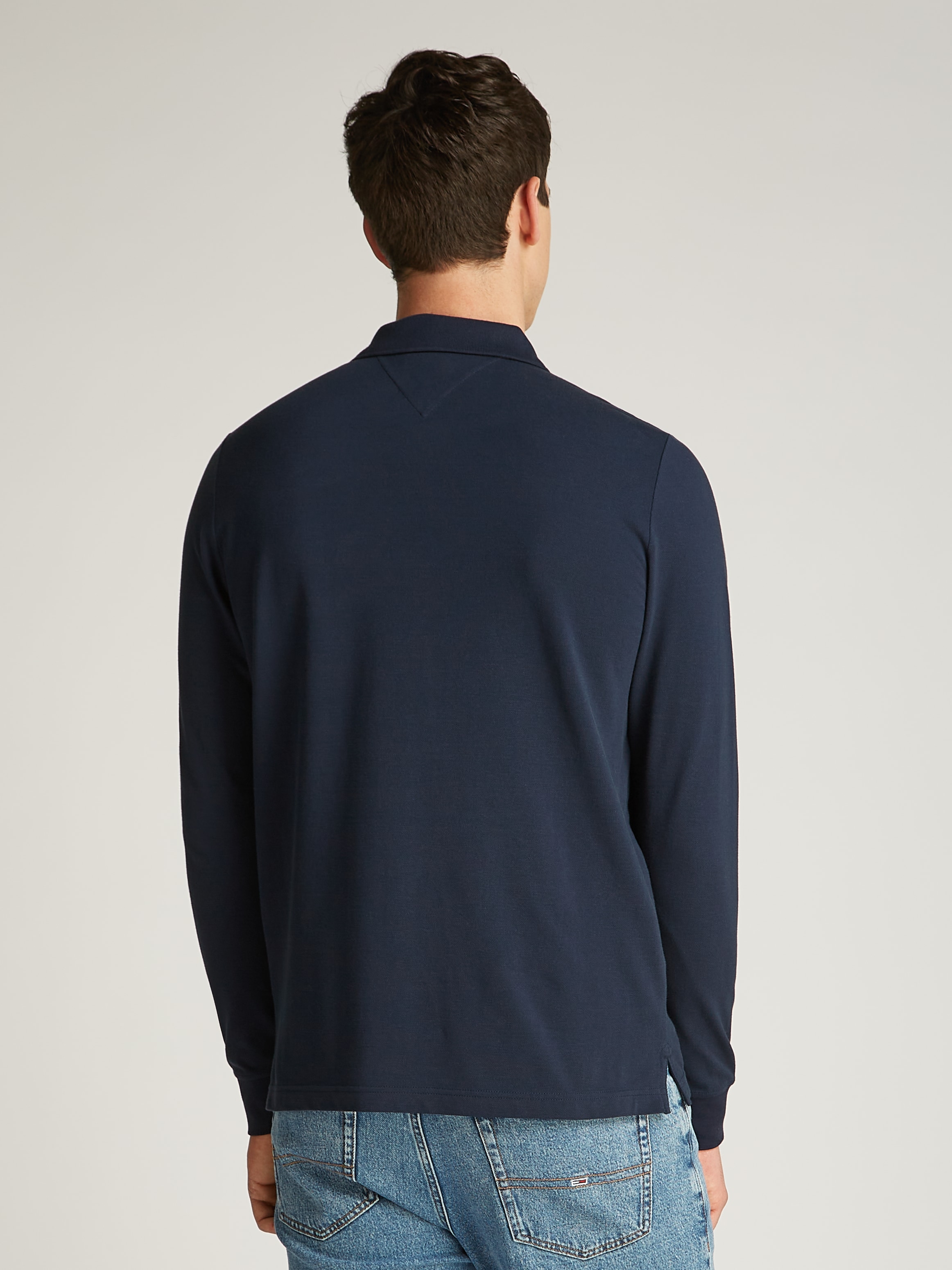Tommy Jeans Plus Langarm-Poloshirt »TJM SLIM PLACKET POLO LS EXT«, in Grossen Grössen, Logostickerei