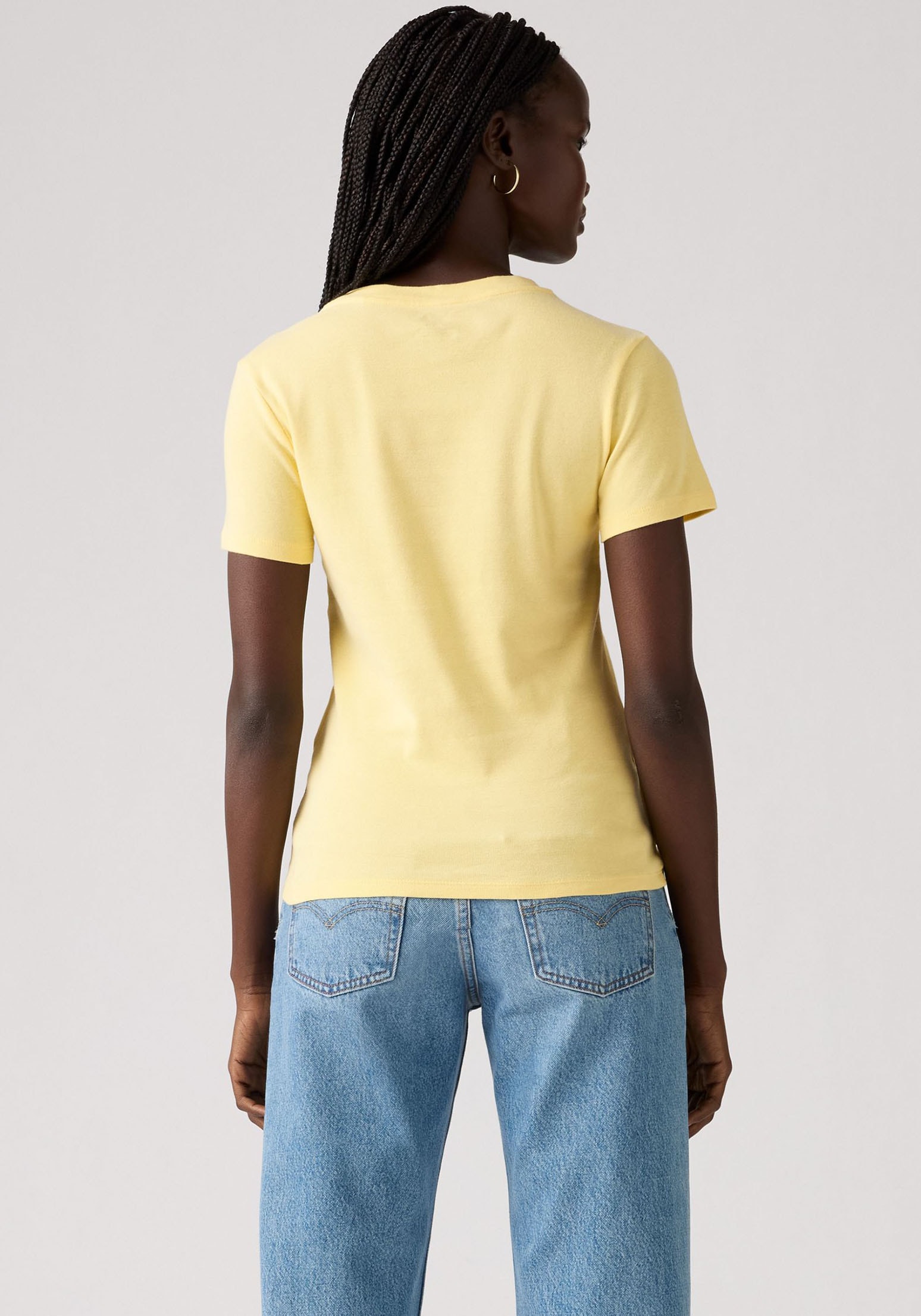 Levi's® T-Shirt »ESSENTIAL HM SS TEE« Taillierter Schnitt