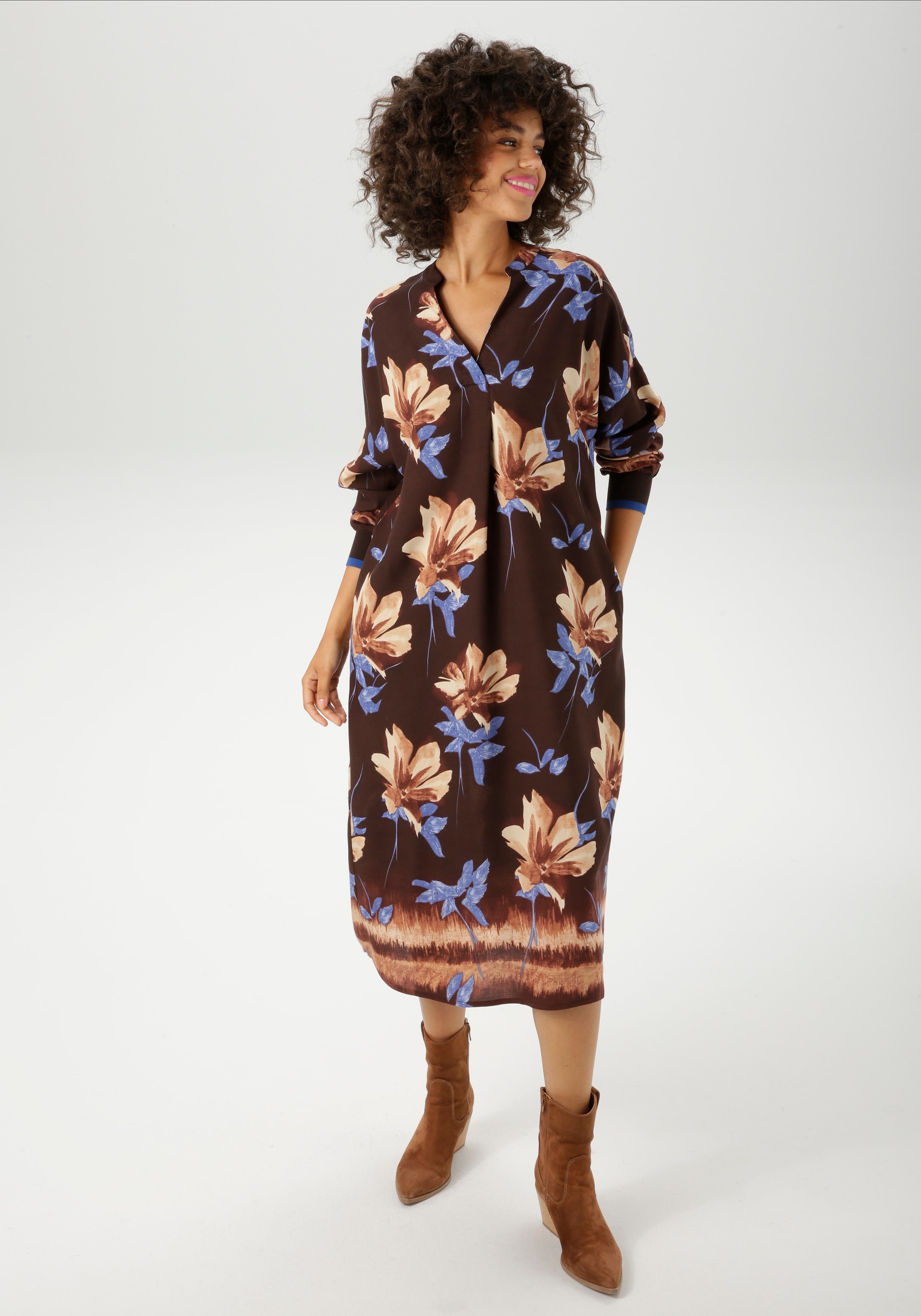 Image of Aniston CASUAL Blusenkleid mit grossflächigem Blumendruck und Bordüre