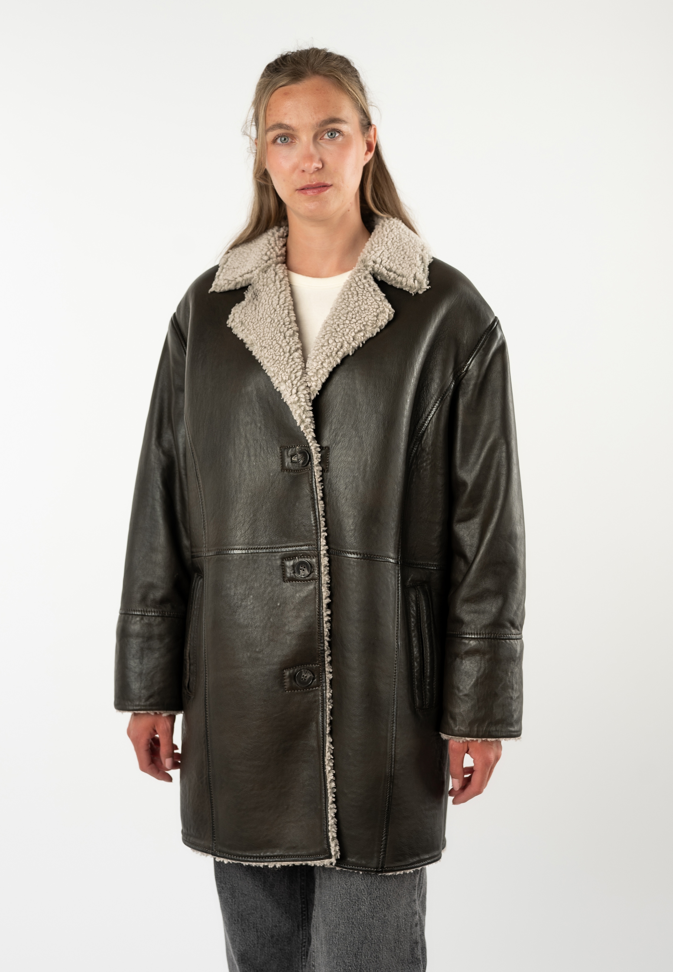 Mauritius Manteau en cuir »MWYuki OS« avec col en fausse fourrure teddy, coupe oversize