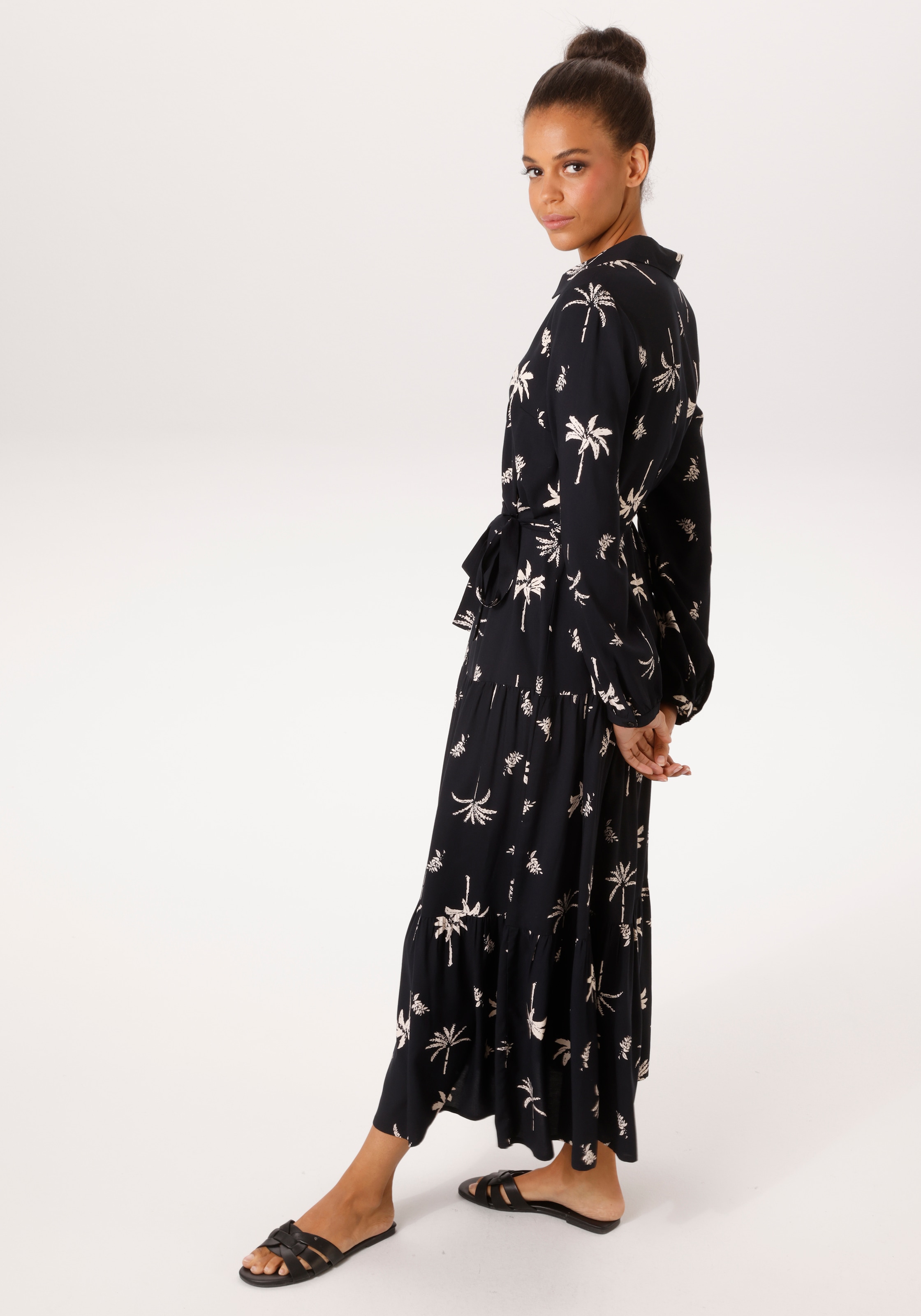 Aniston CASUAL Maxi robe mit abnehmbarem Bindeband,  mit Palmen bedruckt - jedes Teil ein Unikat