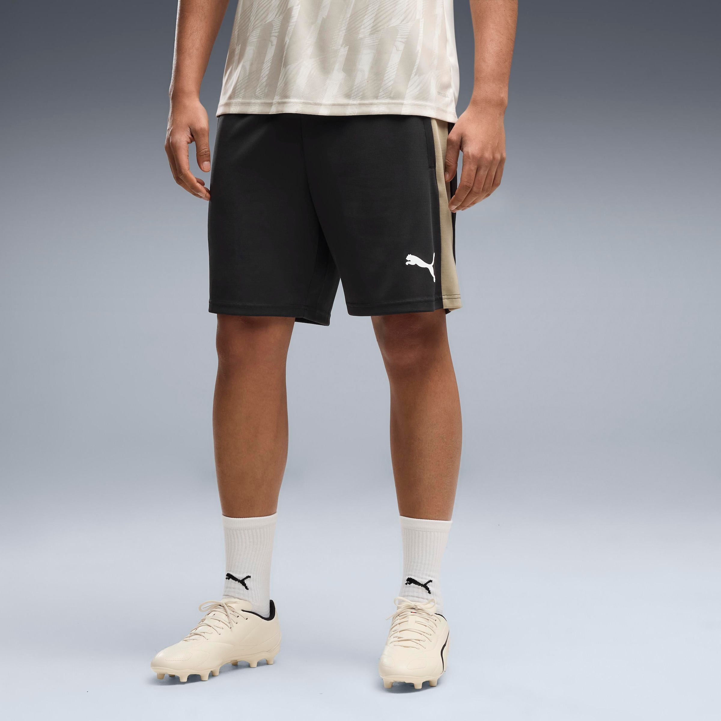 Image of PUMA Trainingsshorts "INDIVIDUALFINAL SHORTS" für Fussball und sportliche Aktivitäten, unifarbenes Design