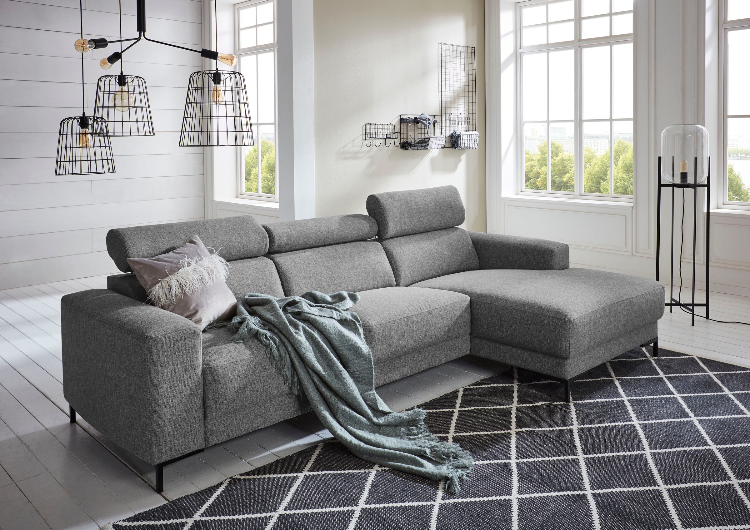 Image of Places of Style Ecksofa »Wheeling«, mit Recamiere, links- rechts wählbar und Kopfstützenverstellung bei Ackermann Versand Schweiz