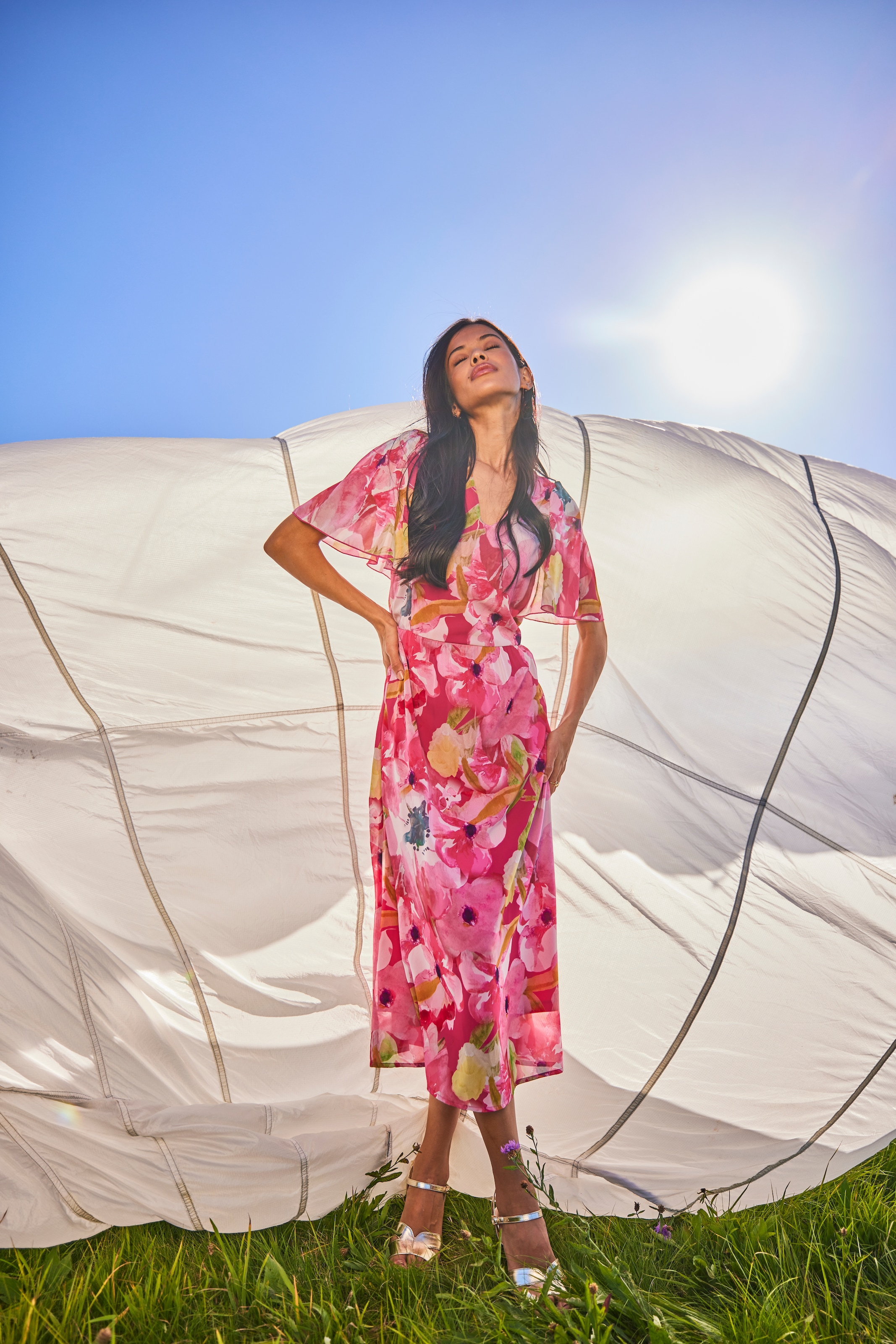 Aniston SELECTED Robe midi mit traumhafter, floraler Musterung - NEUE KOLLEKTION